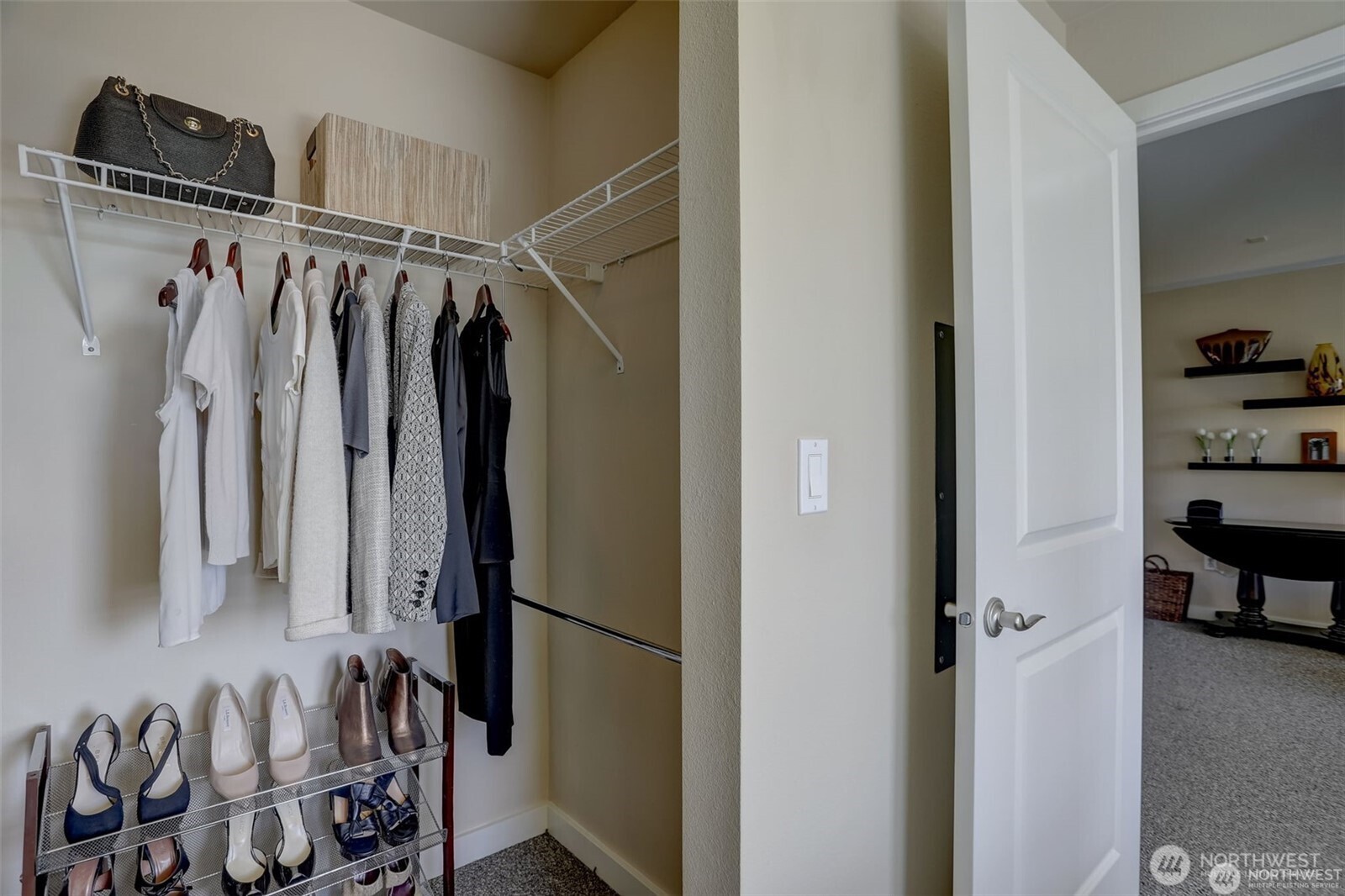 108 5th Avenue S Unit: 719