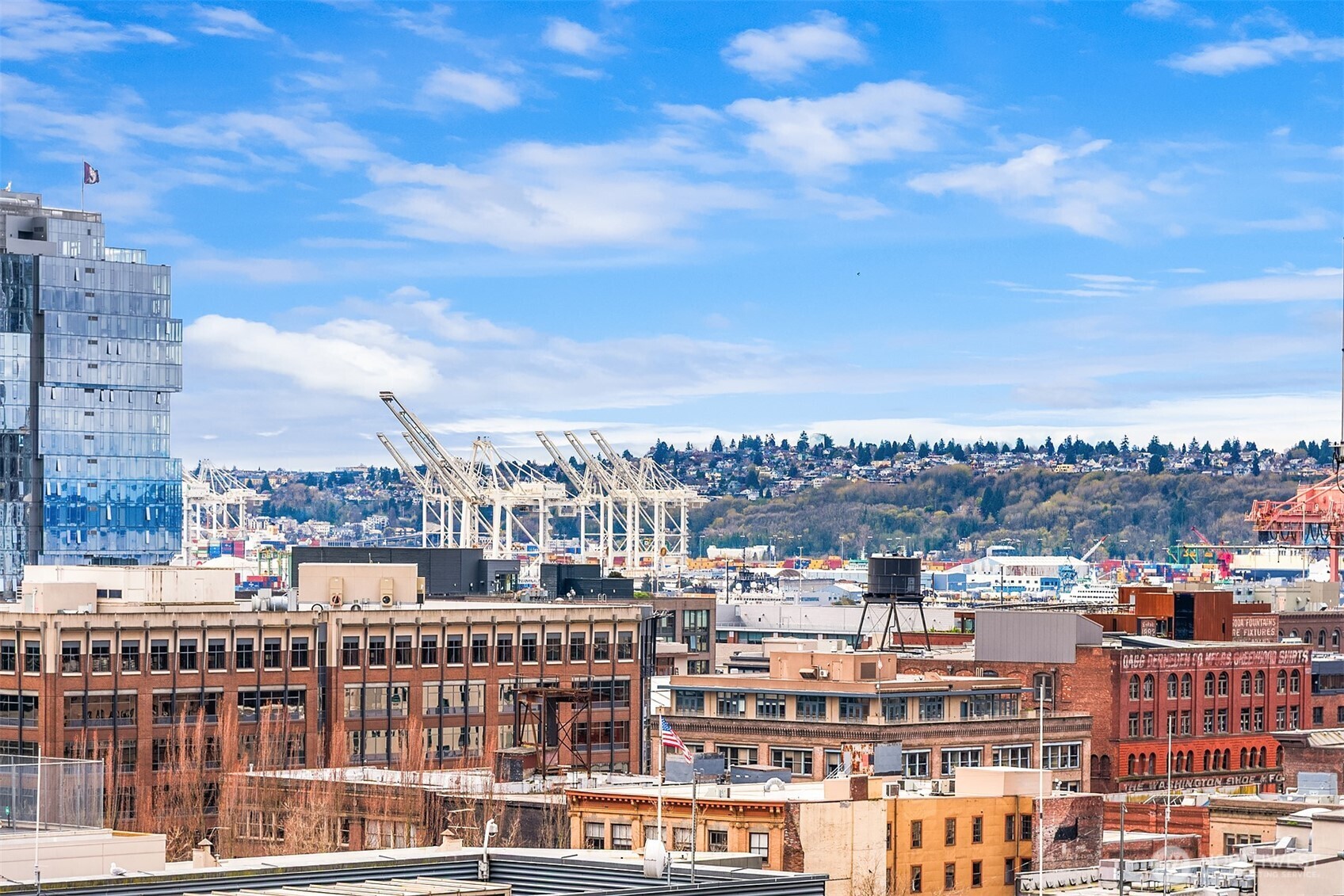 108 5th Avenue S Unit: 719