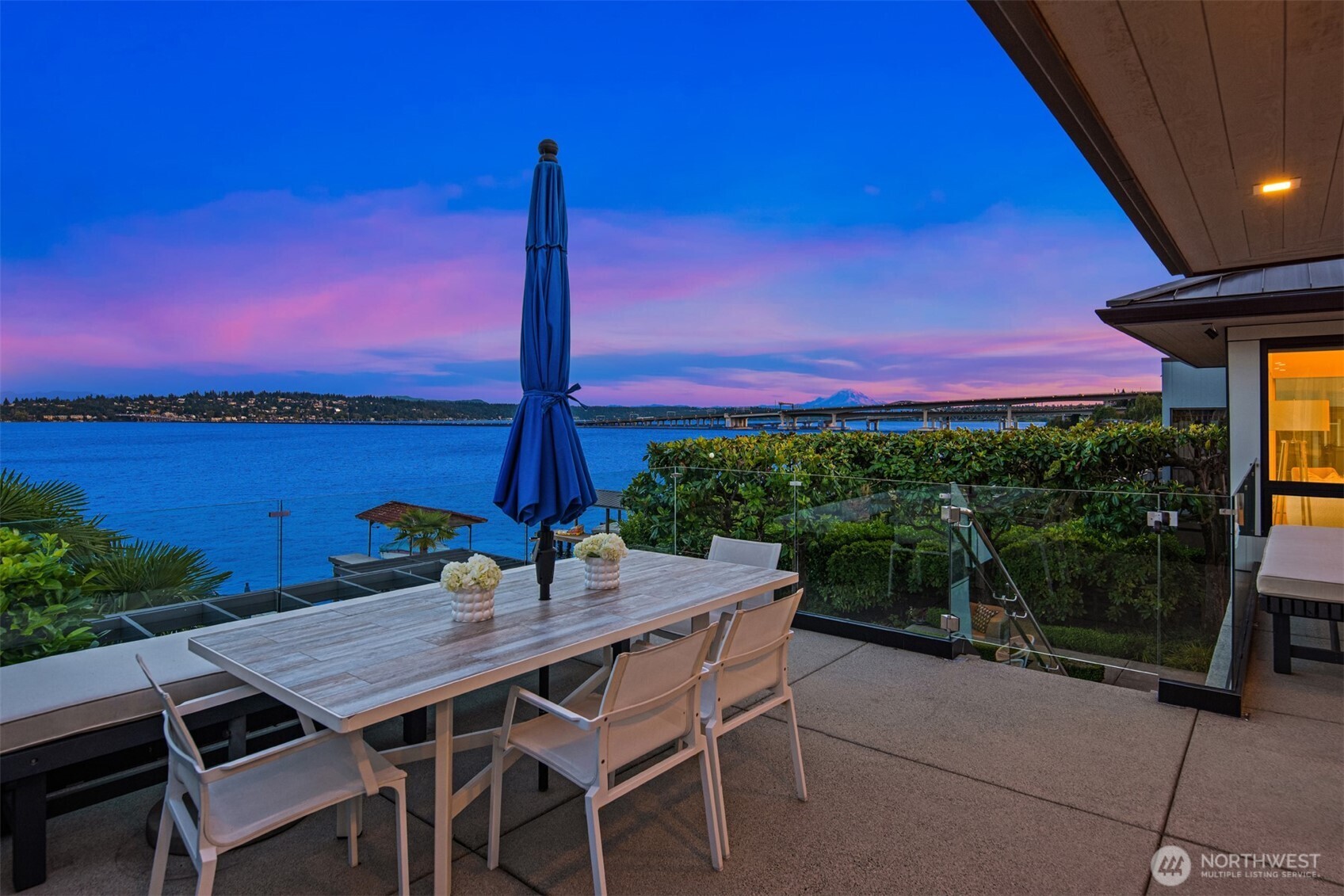 808 Lakeside Avenue S