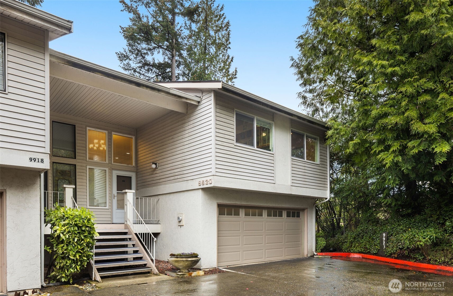 9920 NE 116th Street Unit: 204