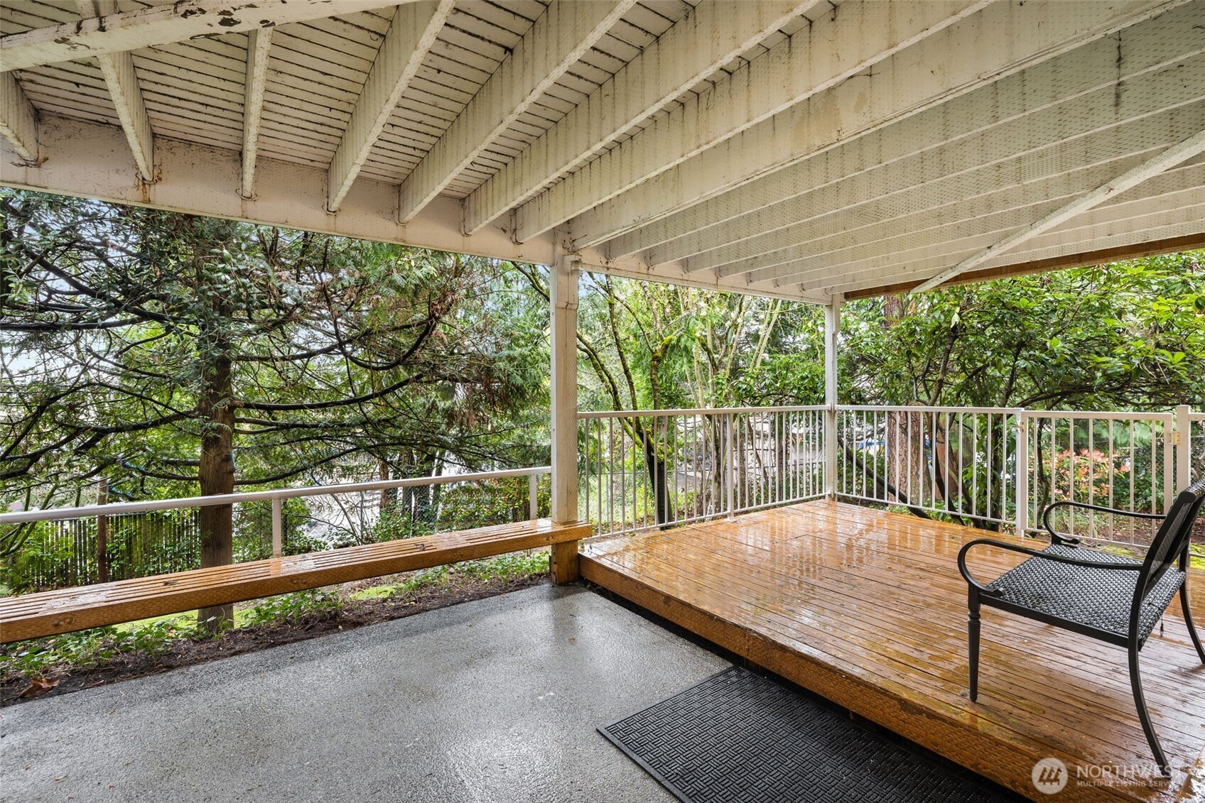 9920 NE 116th Street Unit: 204