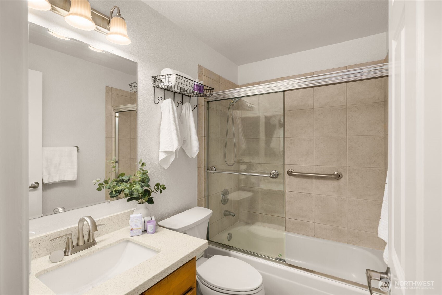 1138 N 198th Street Unit: D304