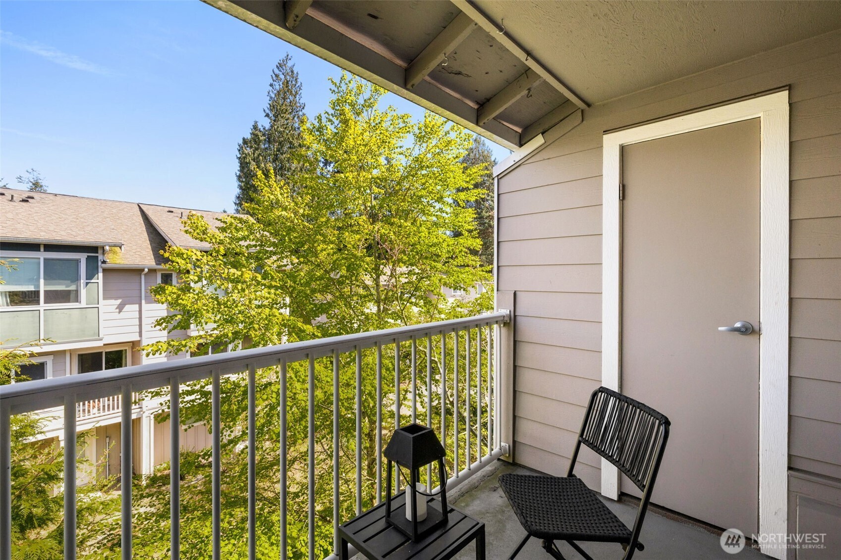 1138 N 198th Street Unit: D304