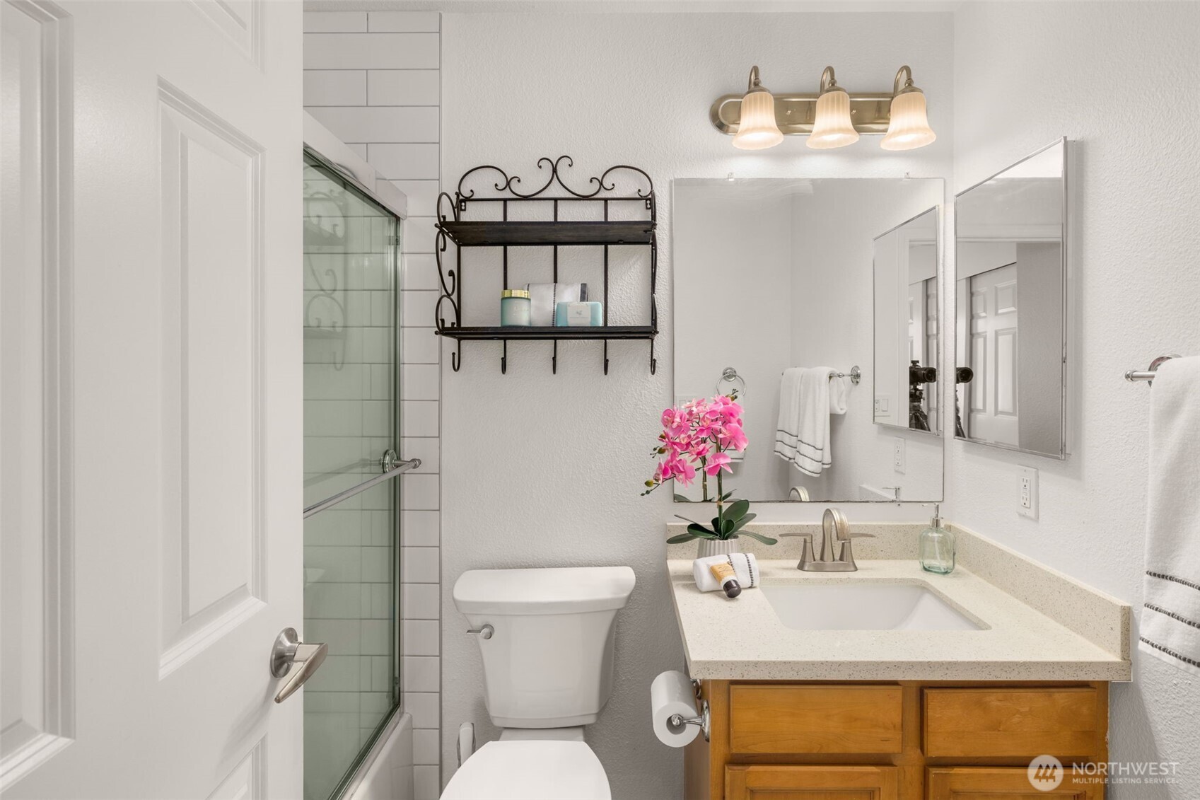 1138 N 198th Street Unit: D304
