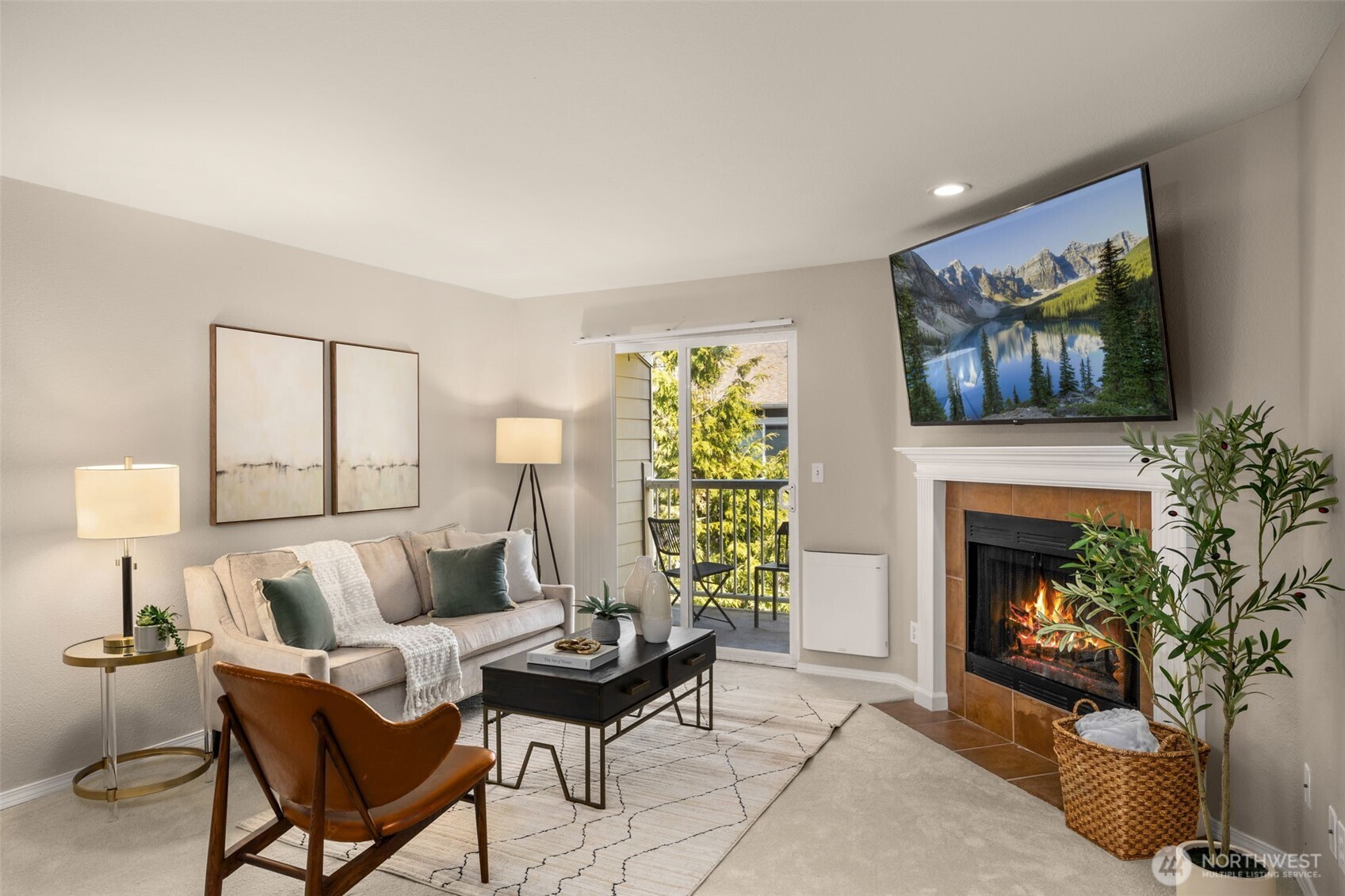 1138 N 198th Street Unit: D304