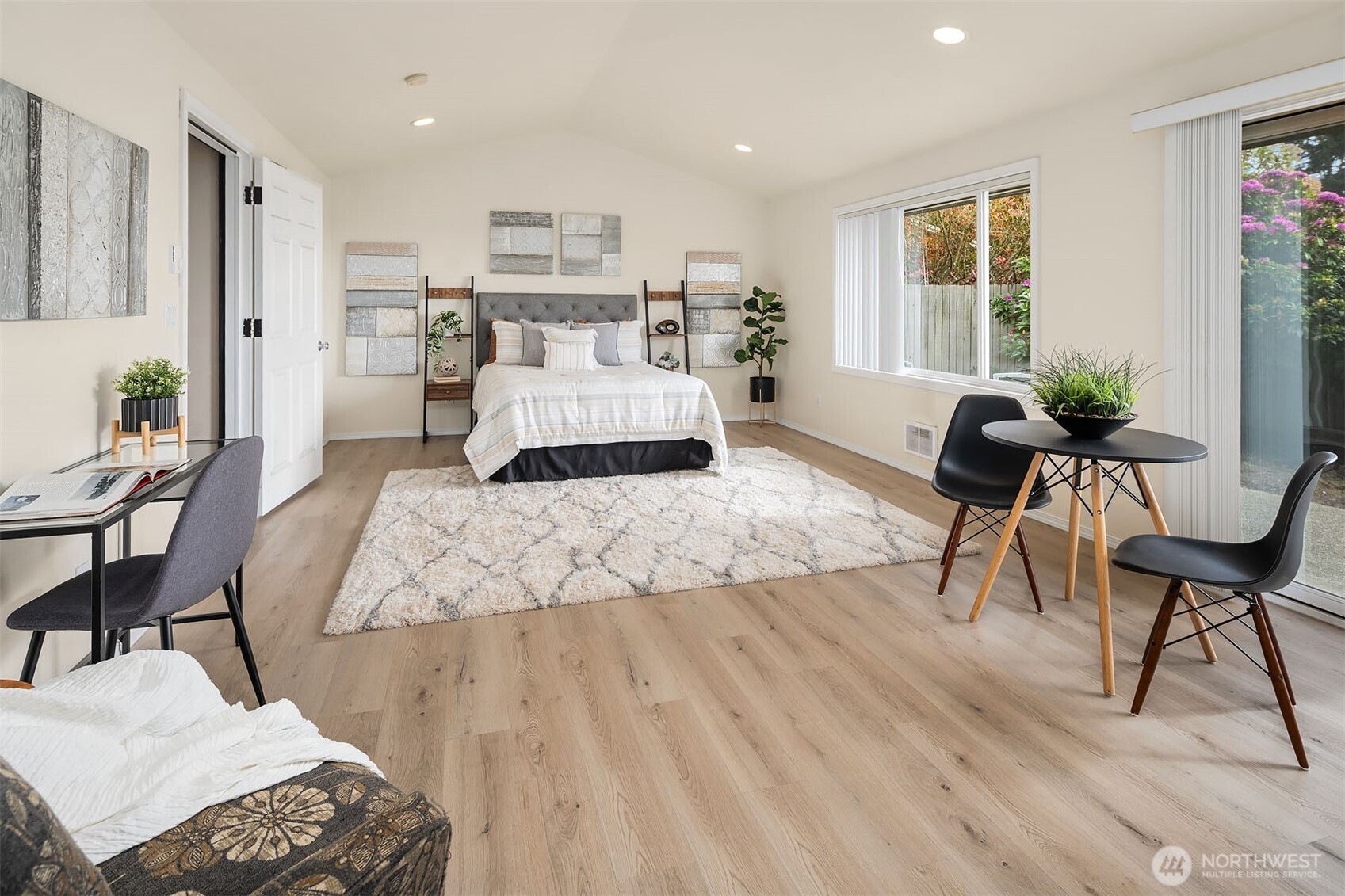 3901 122nd Avenue NE