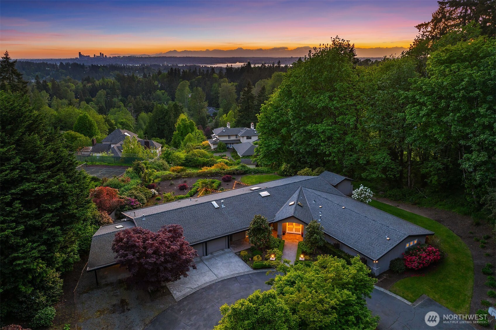 3901 122nd Avenue NE