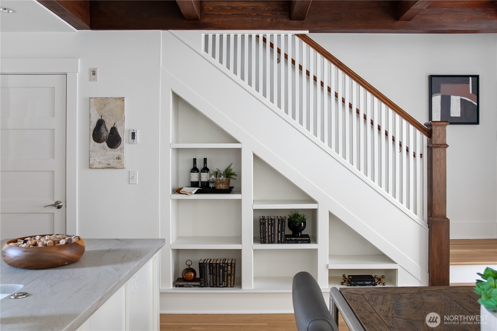 215 W Lee Street
