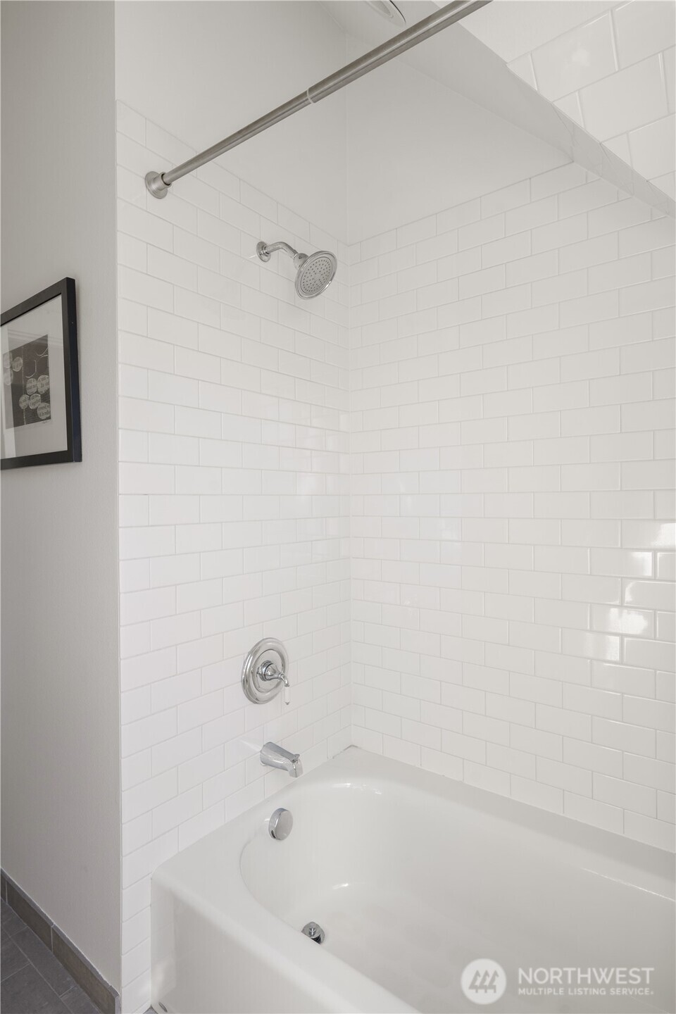 215 W Lee Street