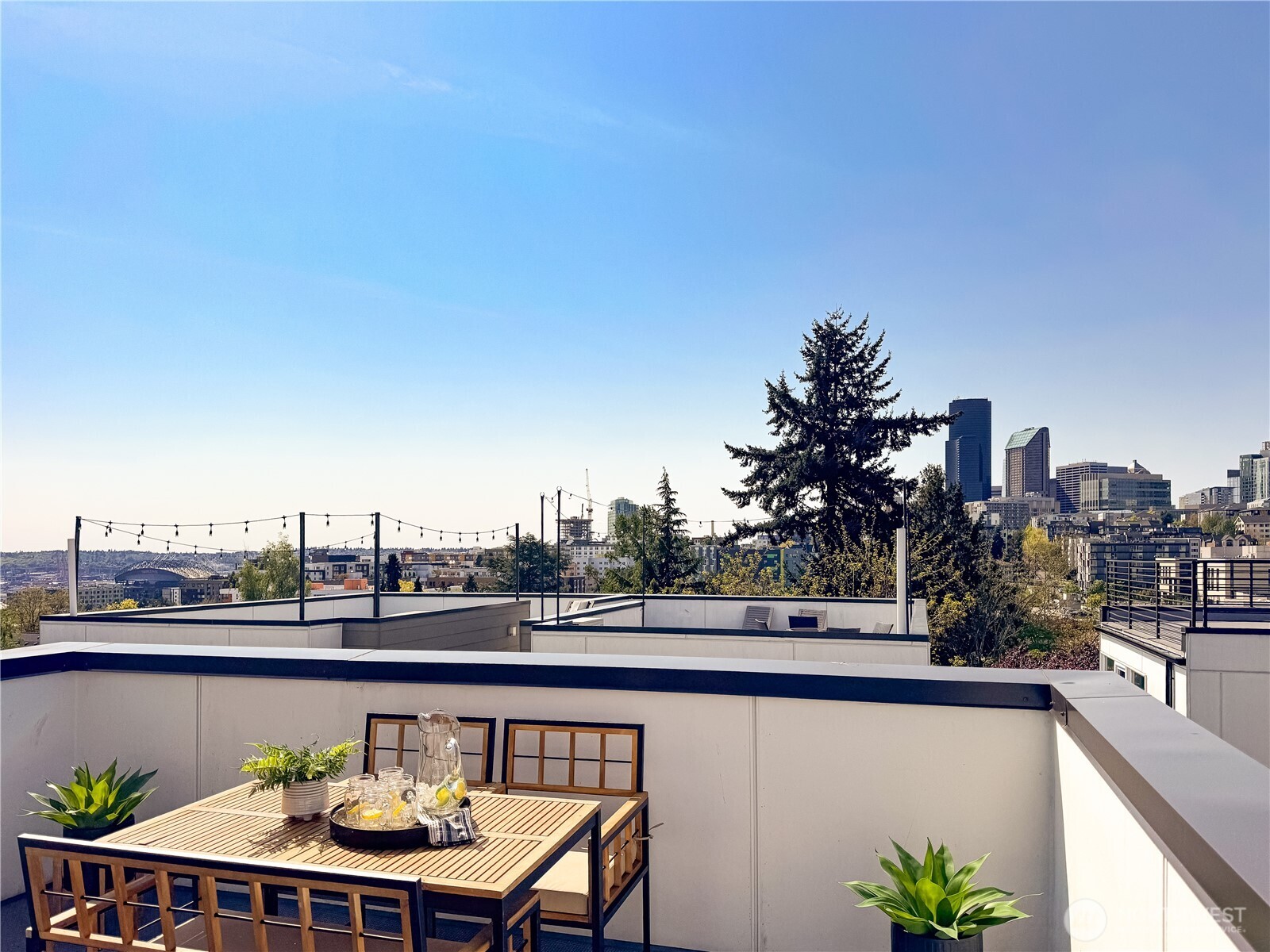 207 16th Avenue Unit: C