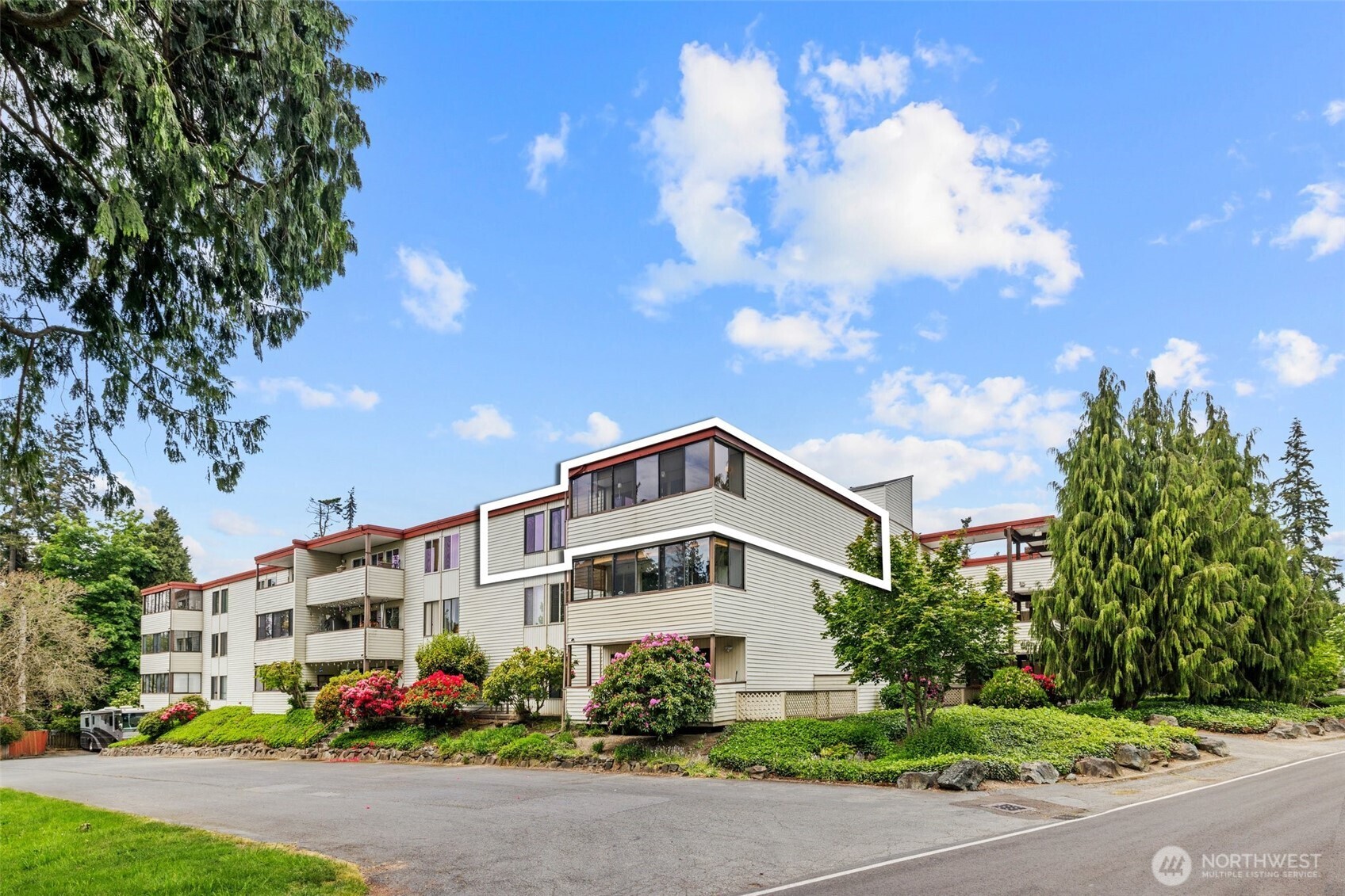 8516 196th Street SW Unit: 311