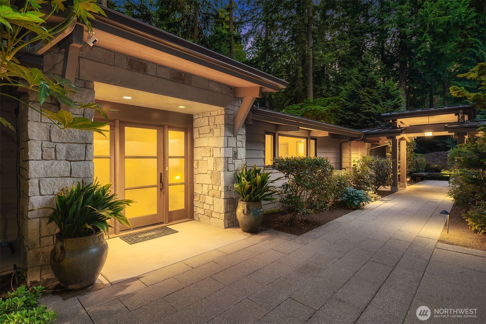 18 Bridlewood Circle