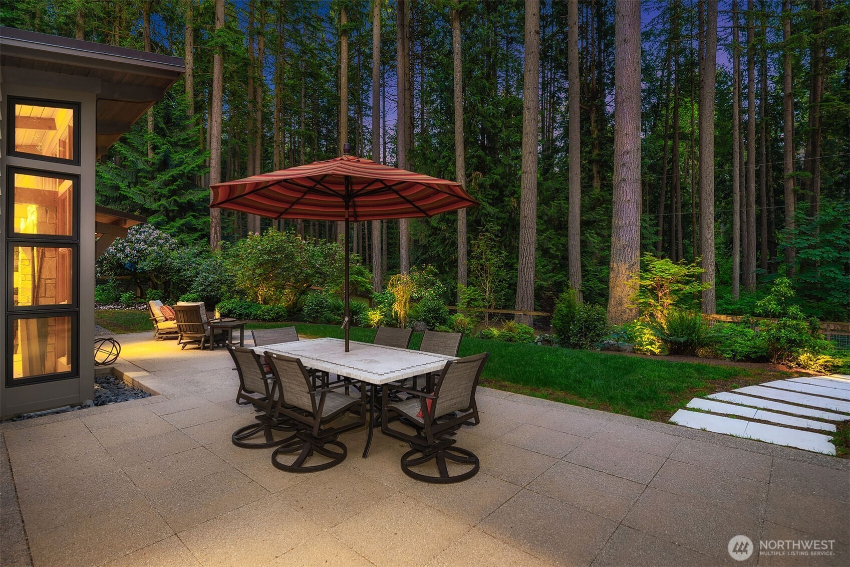 18 Bridlewood Circle