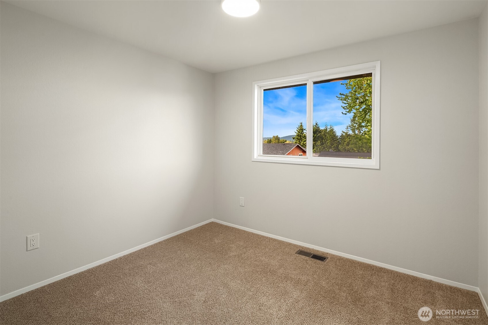 2812 SE 18th Place