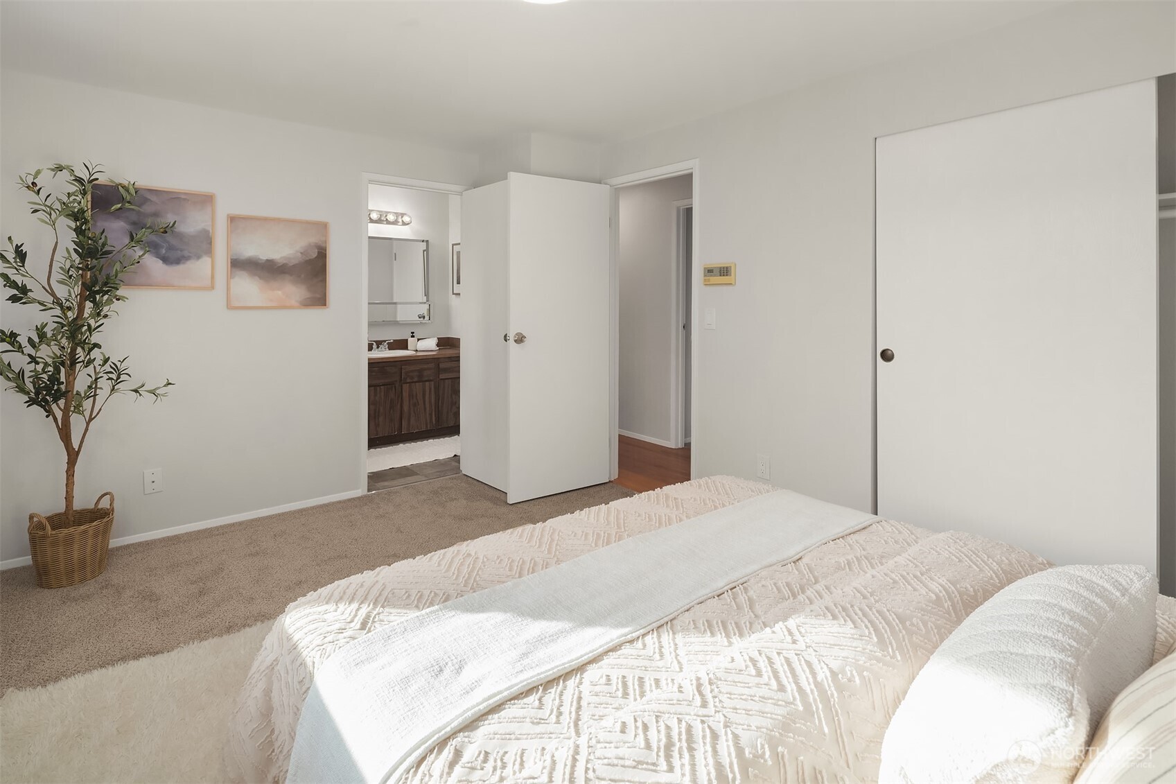 2812 SE 18th Place