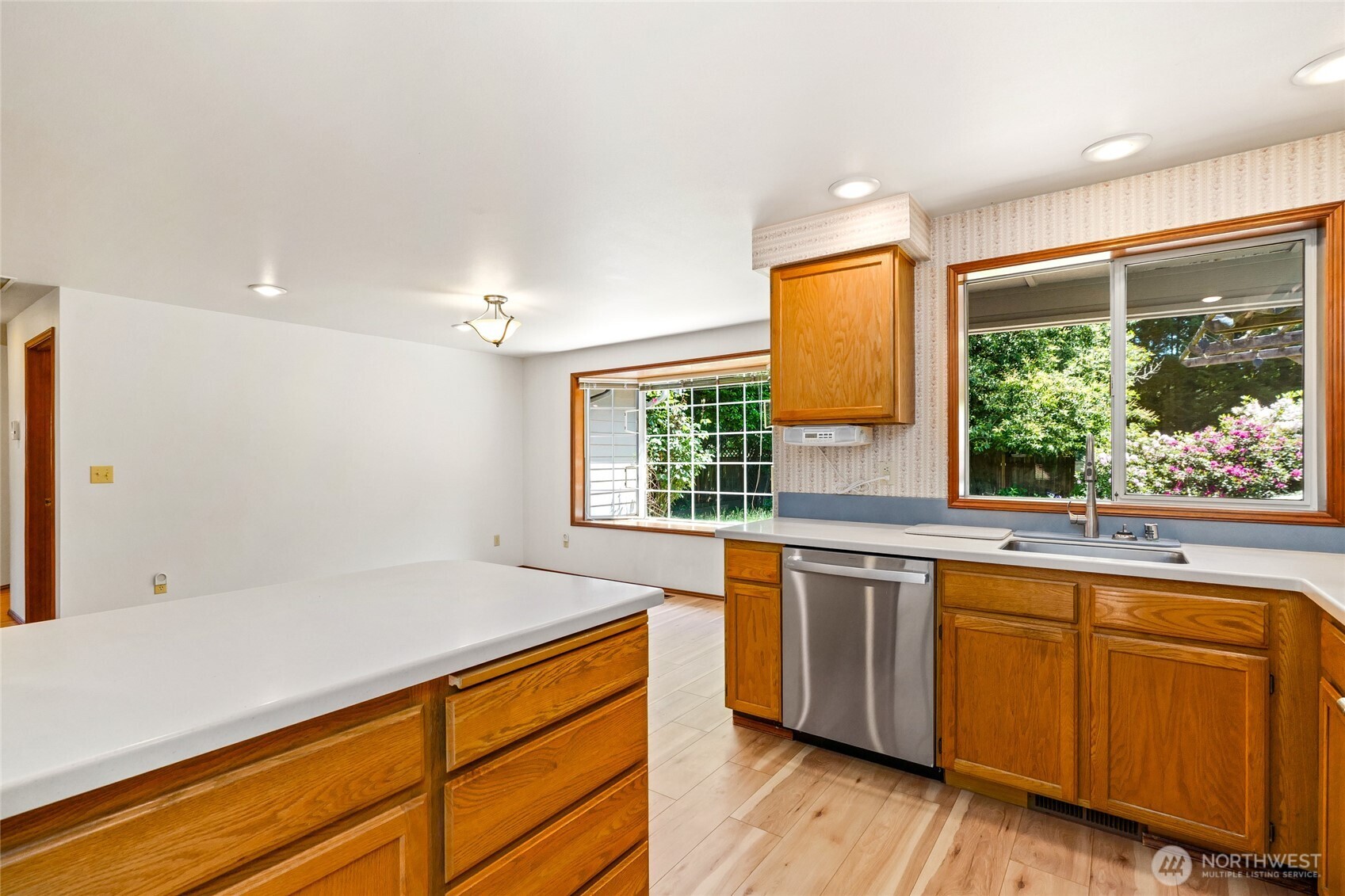 1714 Red Maple Court