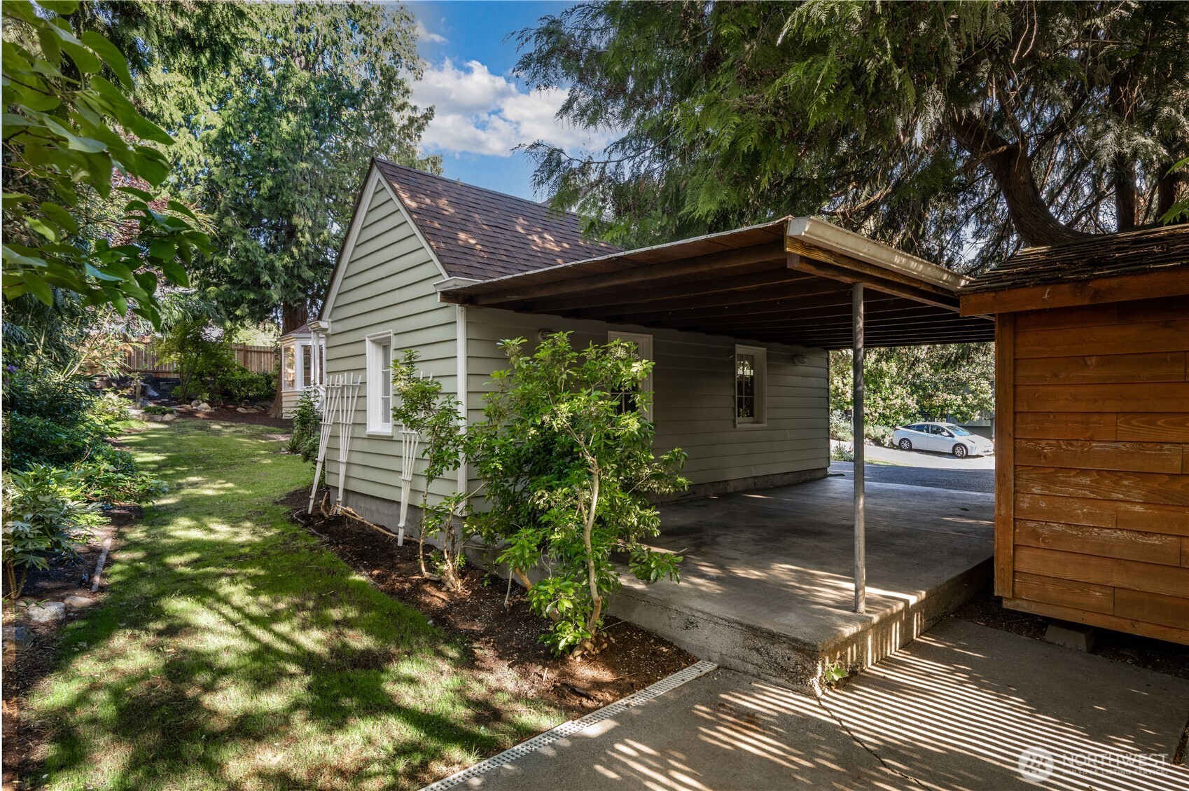 1717 SW Austin Street