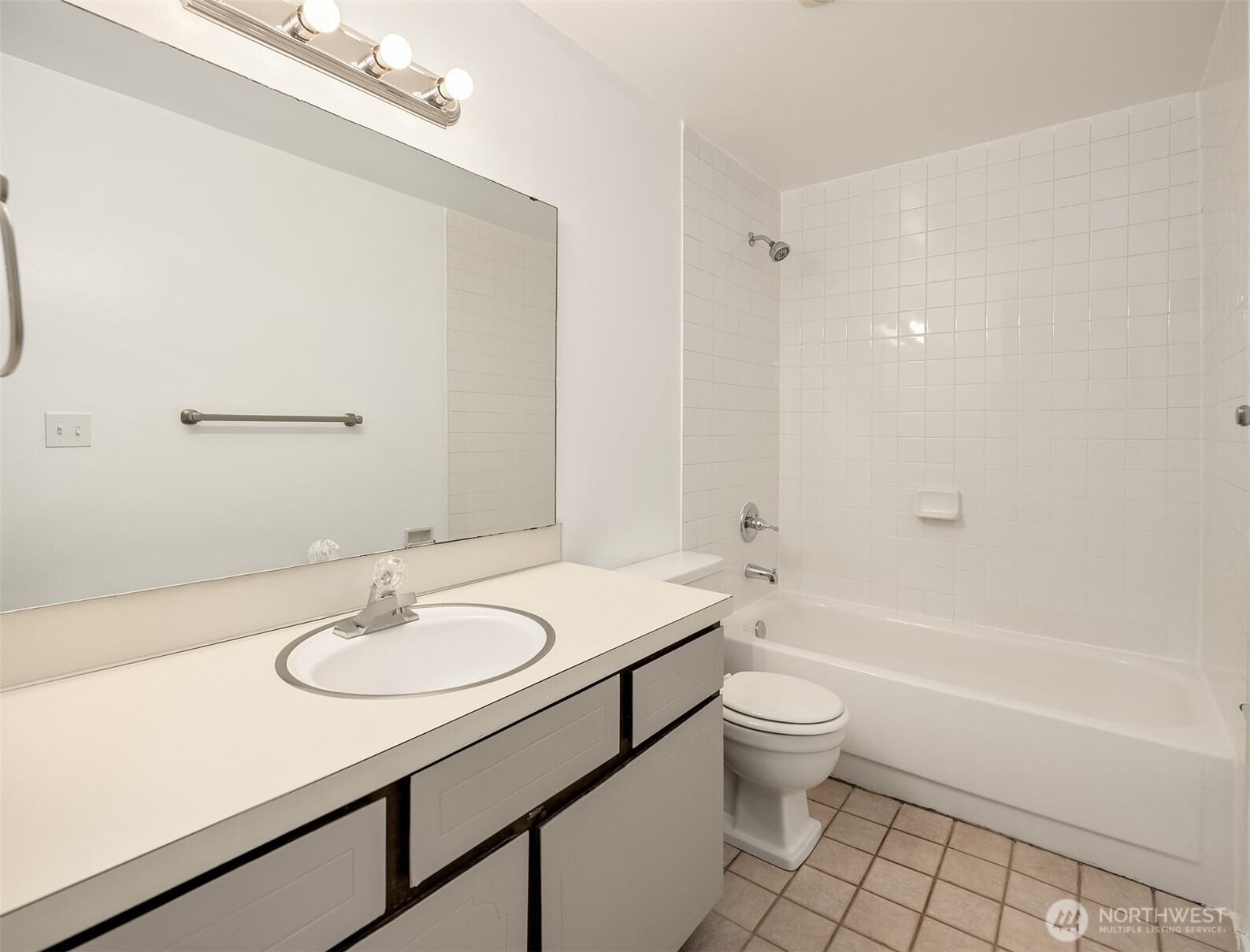 11012 NE 68th Street Unit: 511
