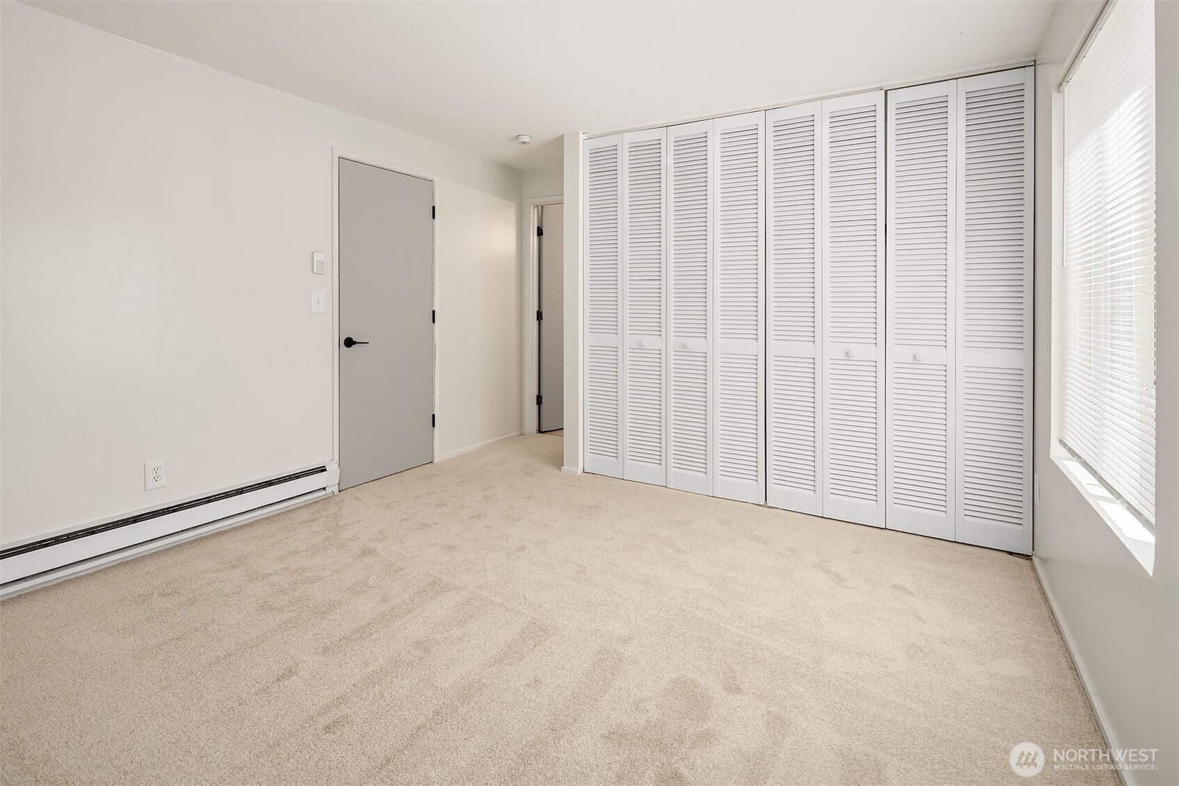 11012 NE 68th Street Unit: 511