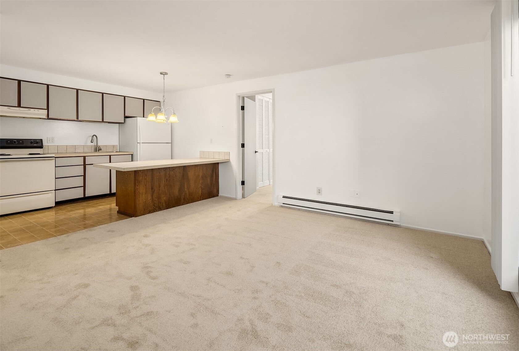 11012 NE 68th Street Unit: 511