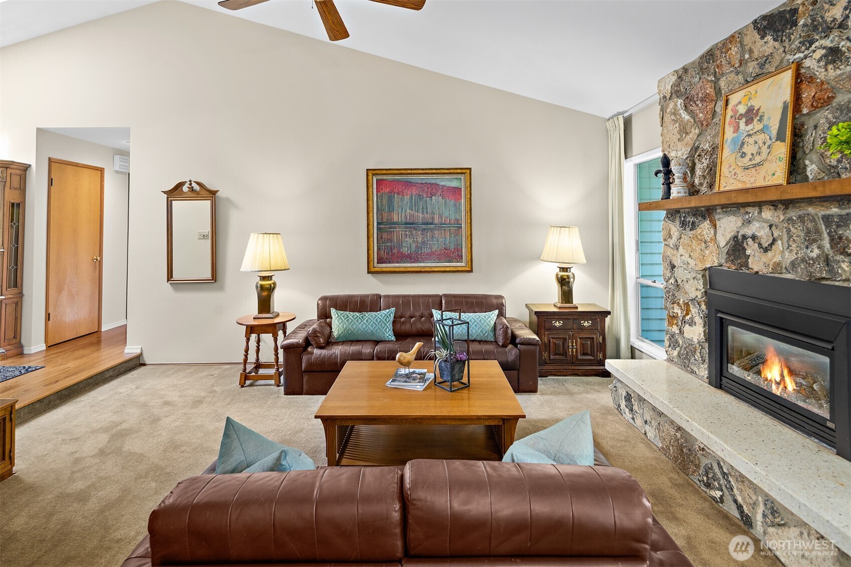 955 NW Honeywood Court