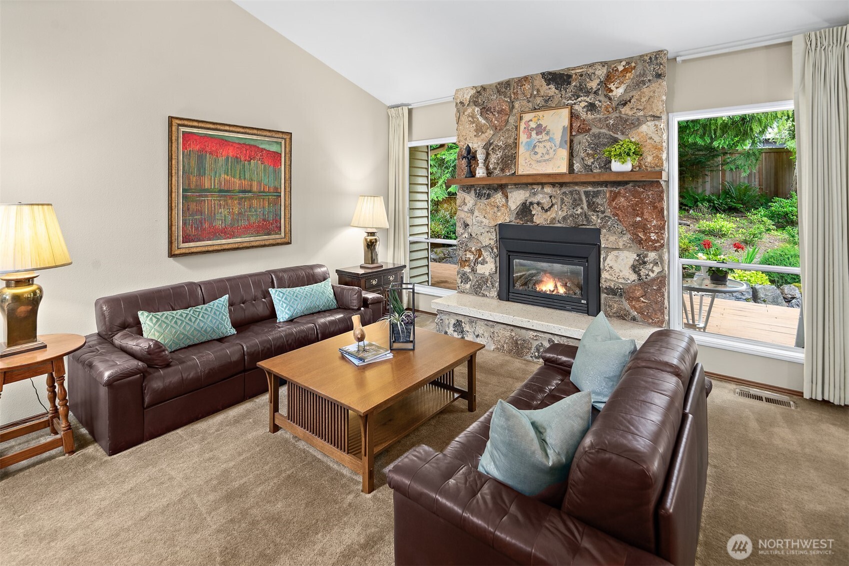 955 NW Honeywood Court
