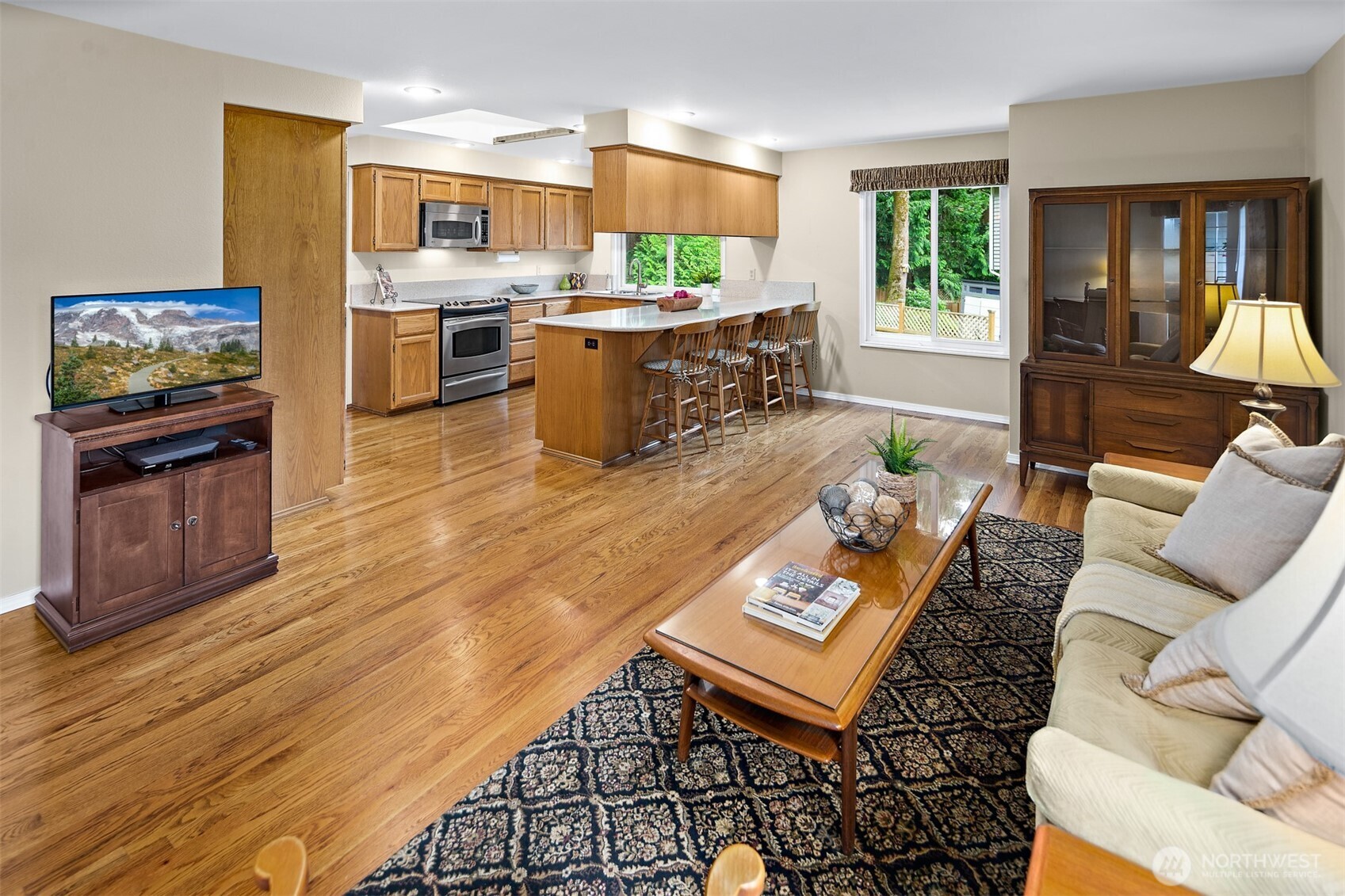955 NW Honeywood Court
