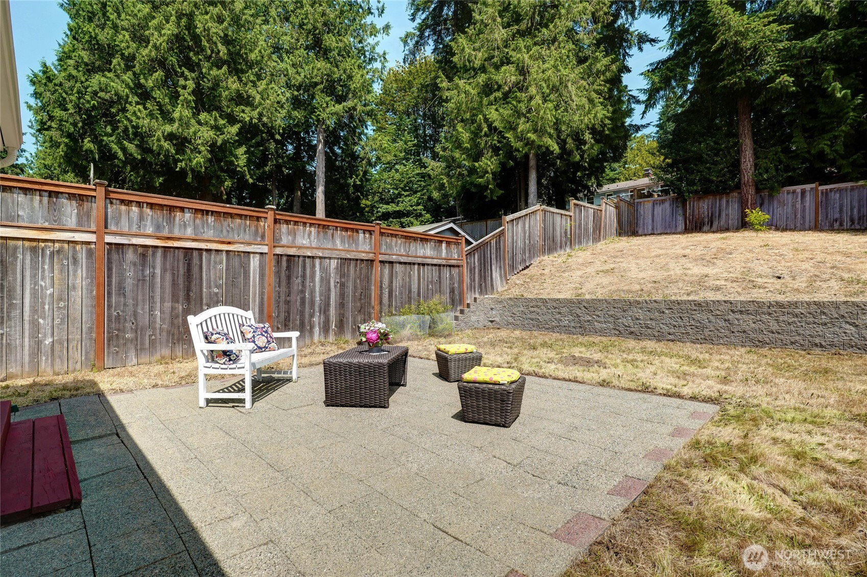 9716 46th Avenue NE