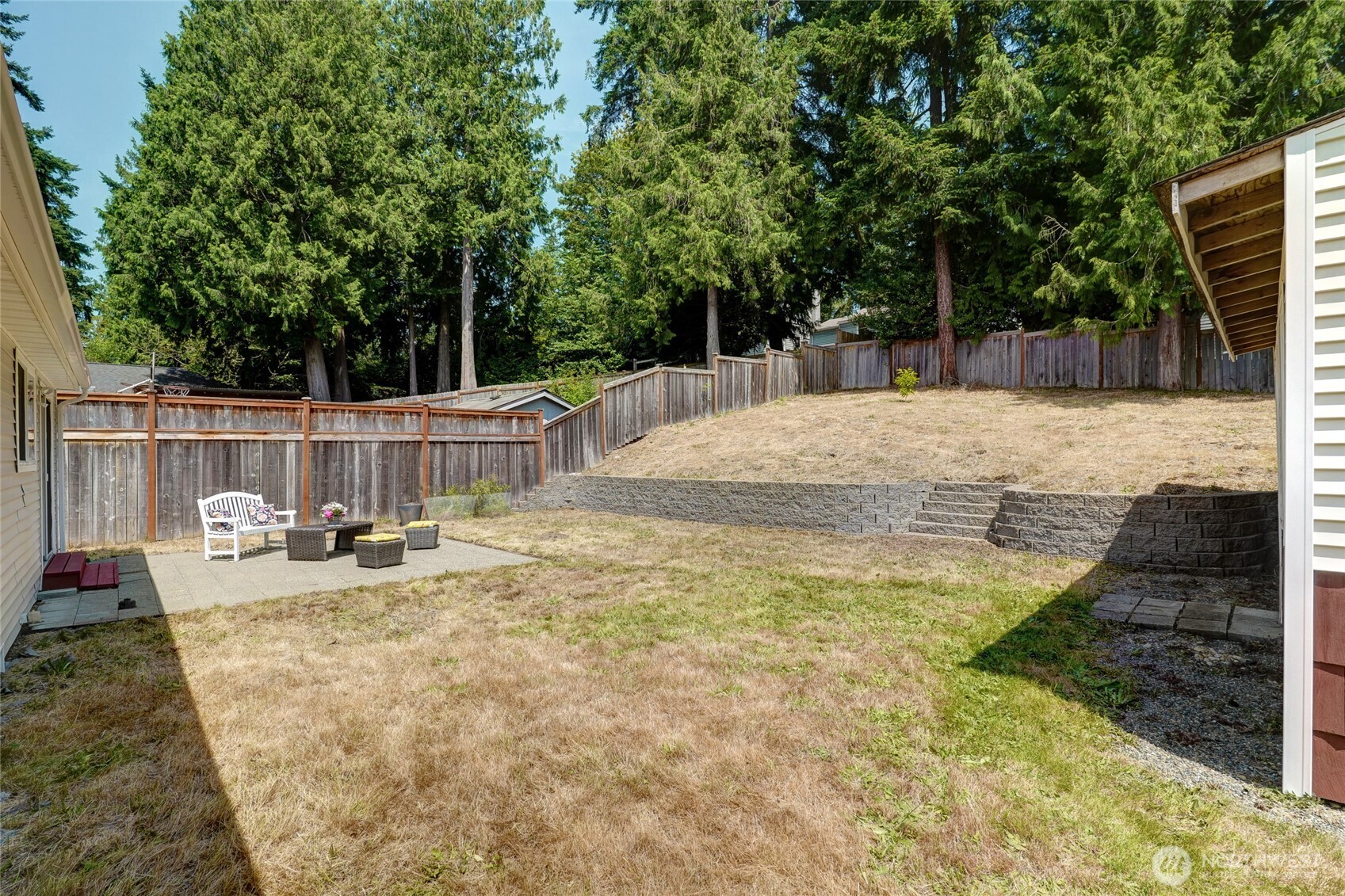 9716 46th Avenue NE