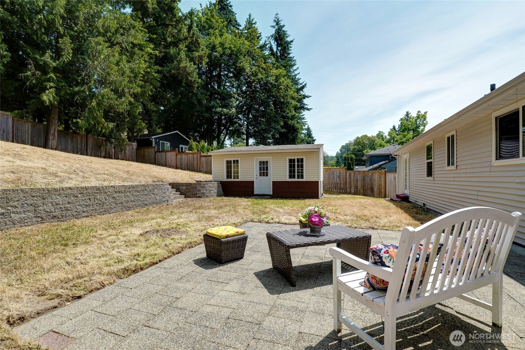 9716 46th Avenue NE