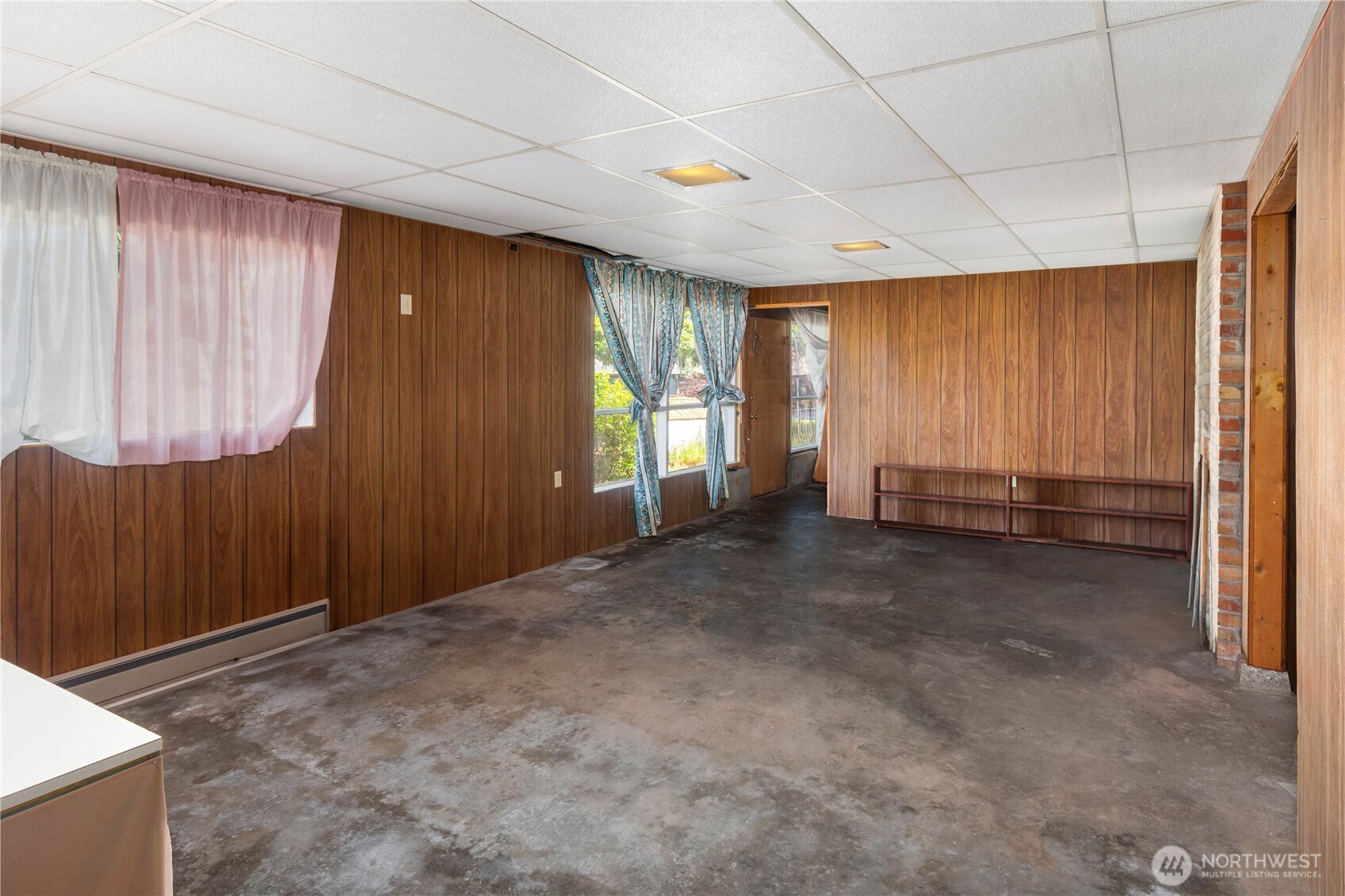 12034 NE Roosevelt Way
