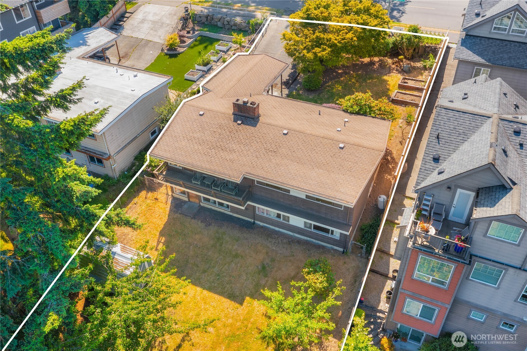 12034 NE Roosevelt Way