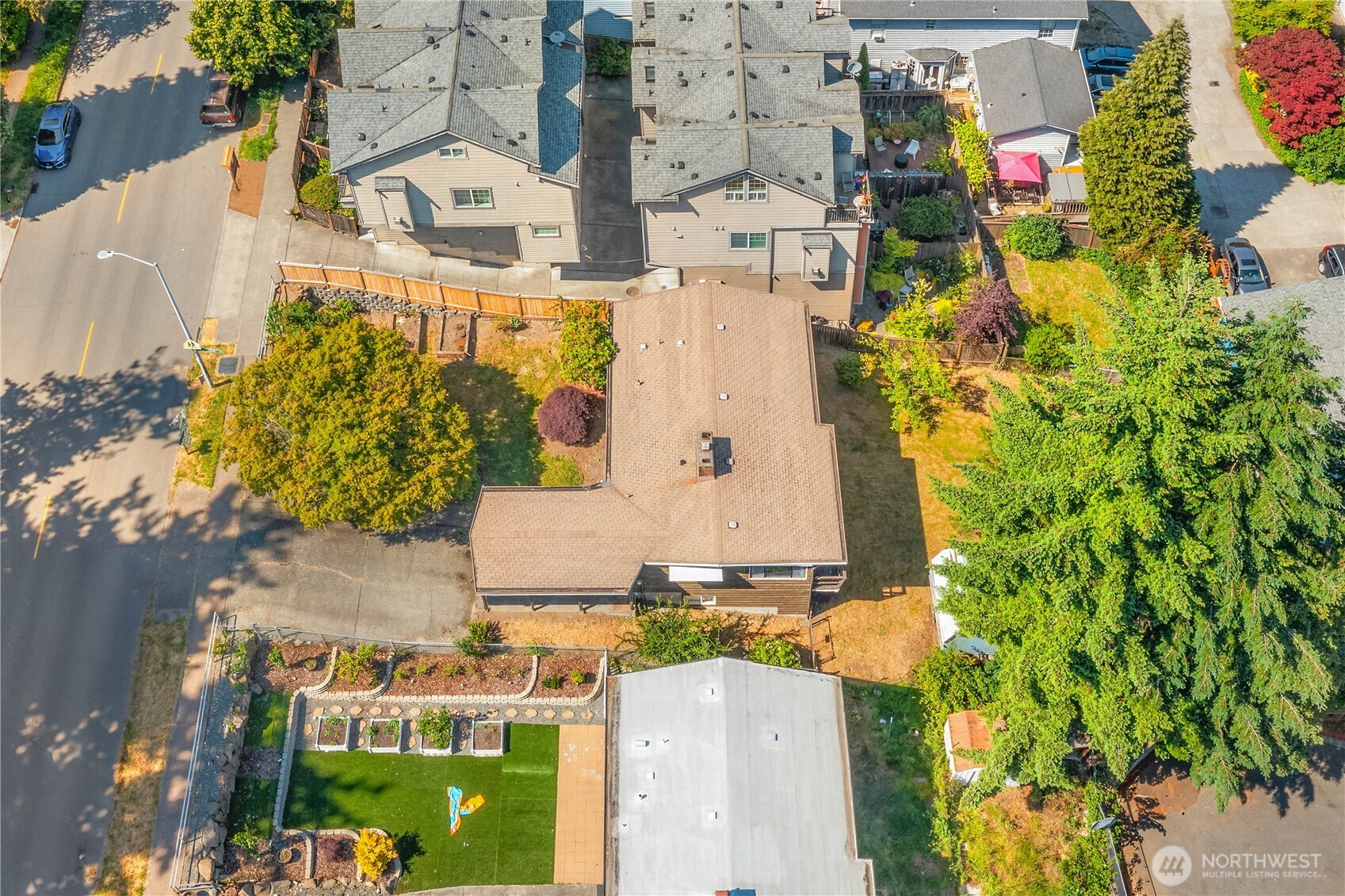 12034 NE Roosevelt Way