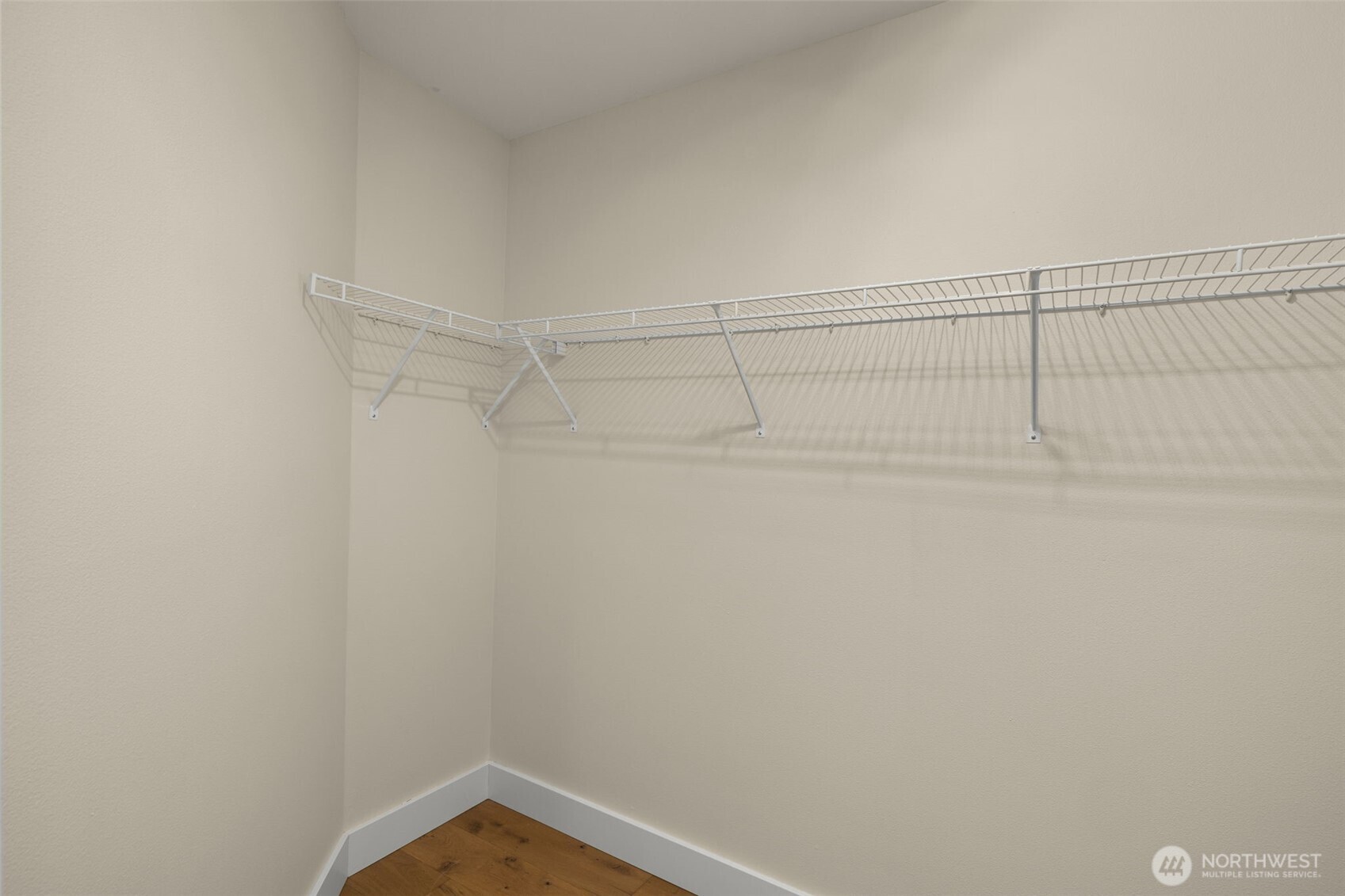 220 1st Street Unit: 204