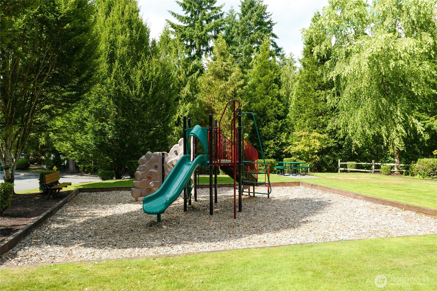 8605 137th Avenue NE