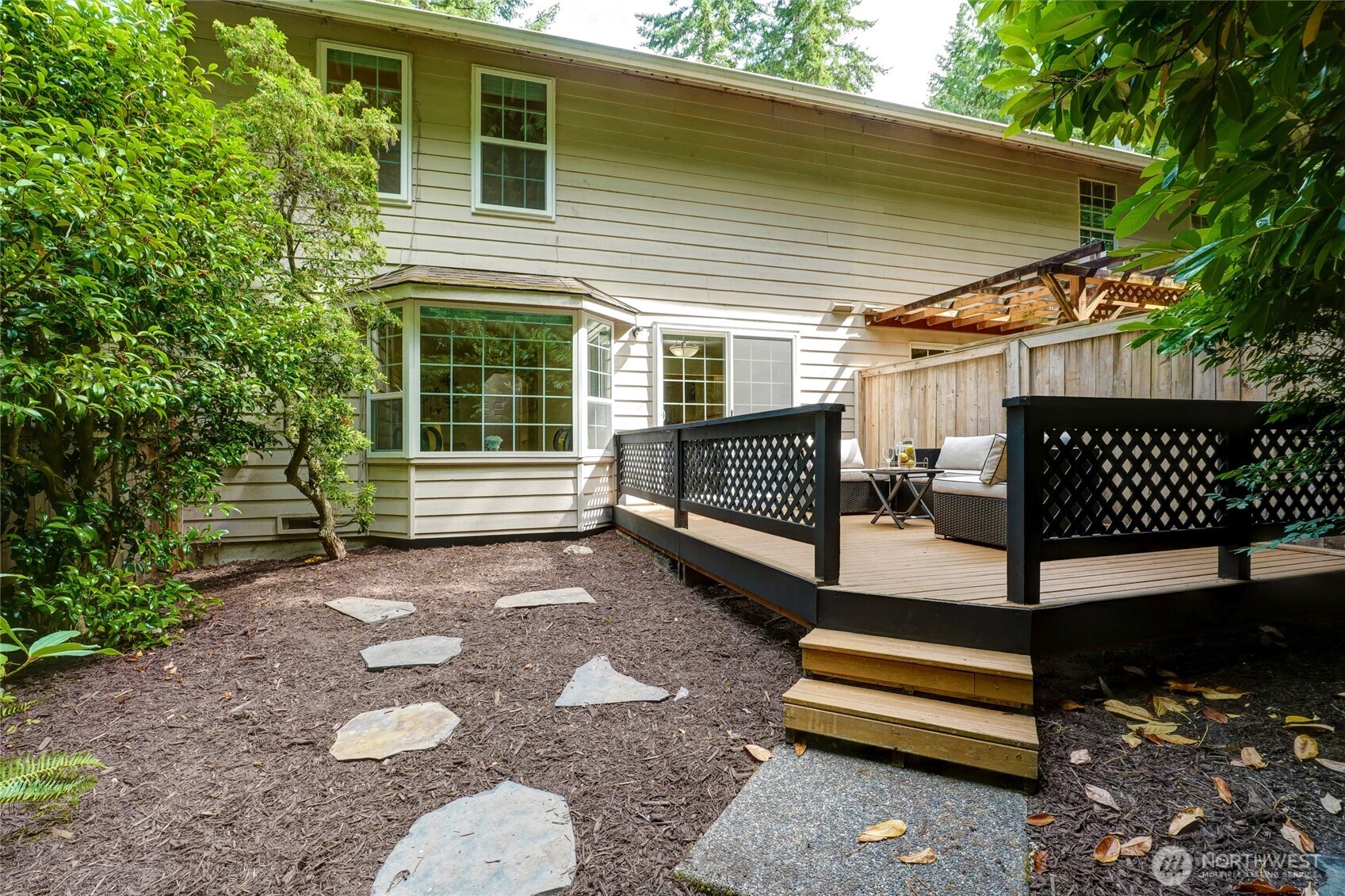 8605 137th Avenue NE