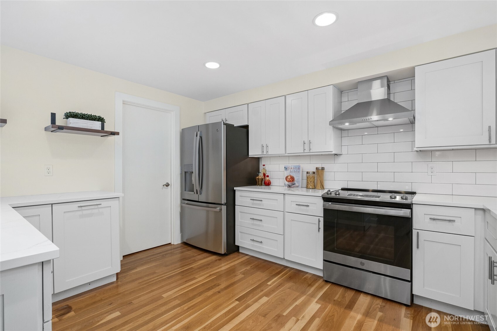 8605 137th Avenue NE