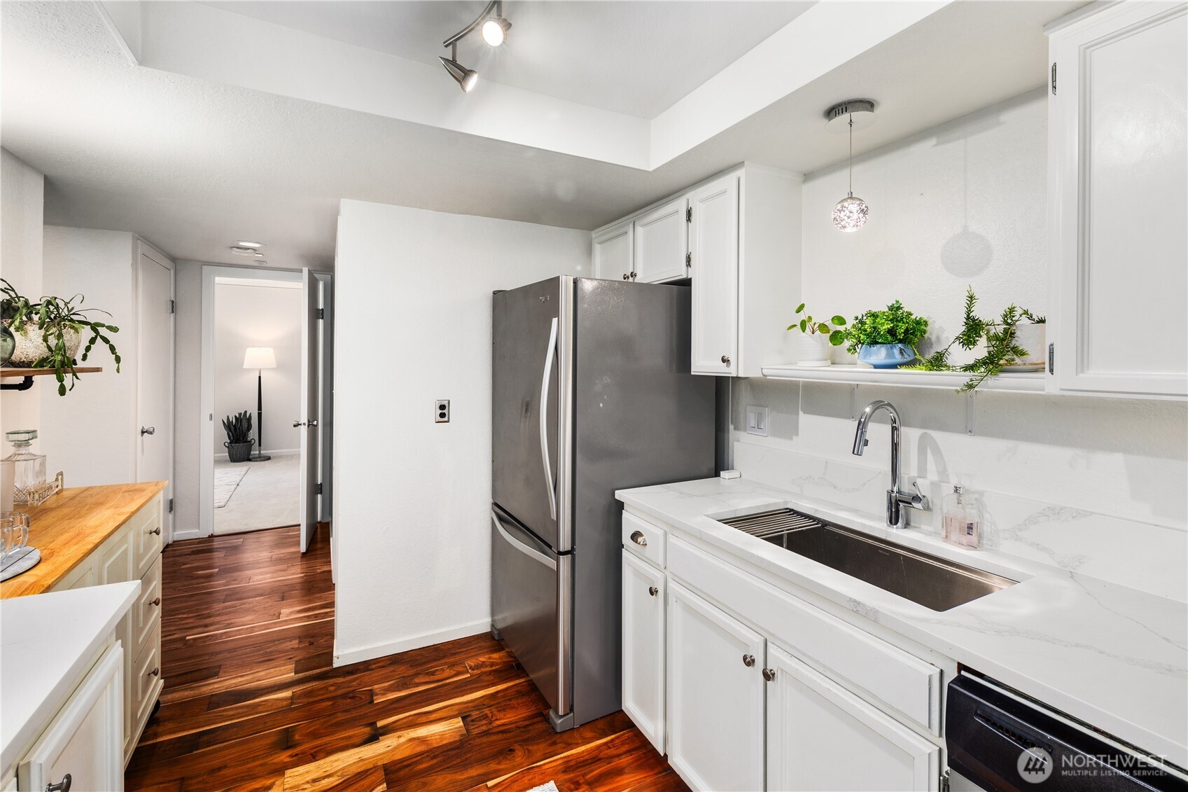 11624 100th Avenue NE Unit: C215