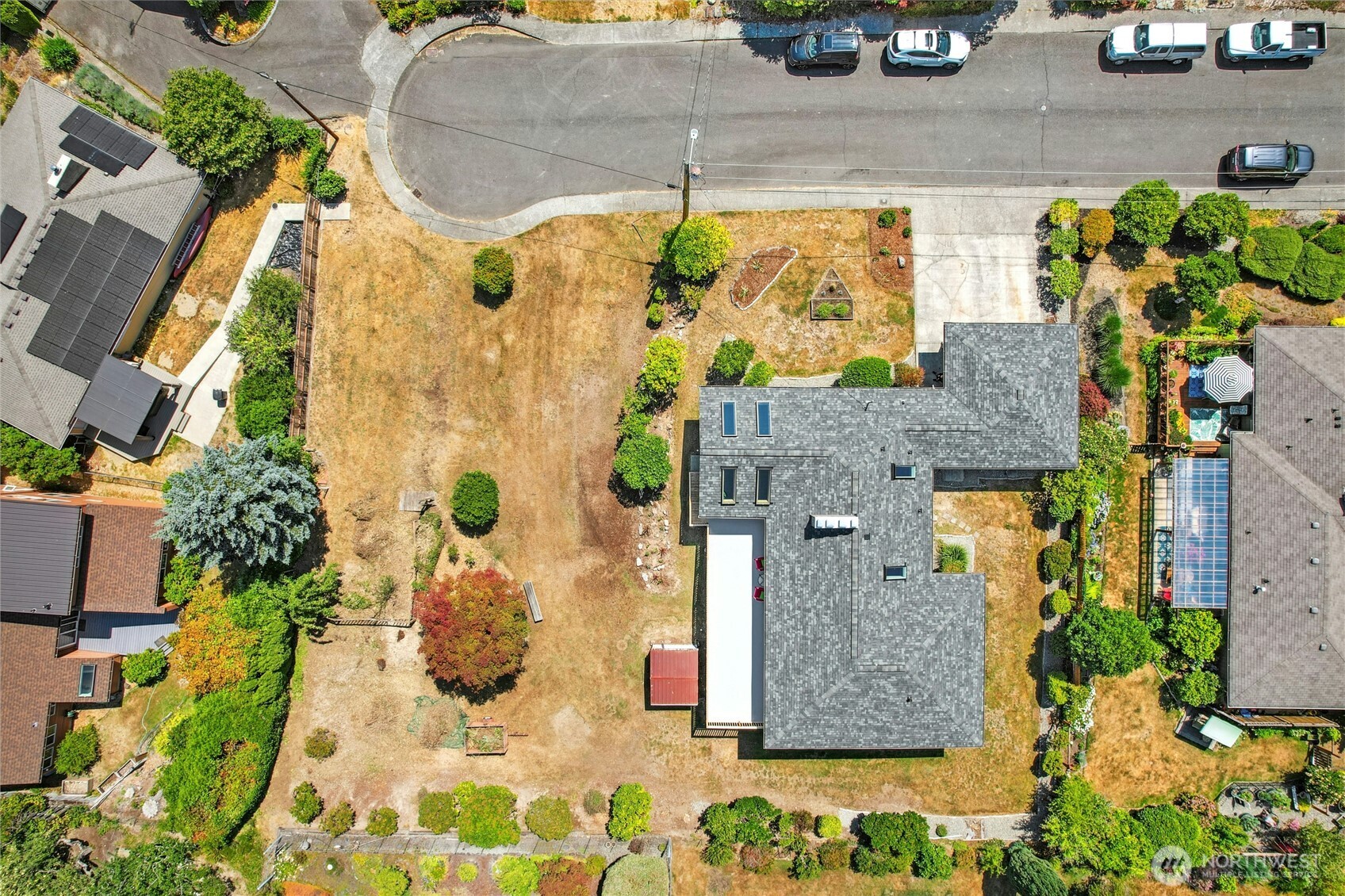 1410 Swallow Lane NW