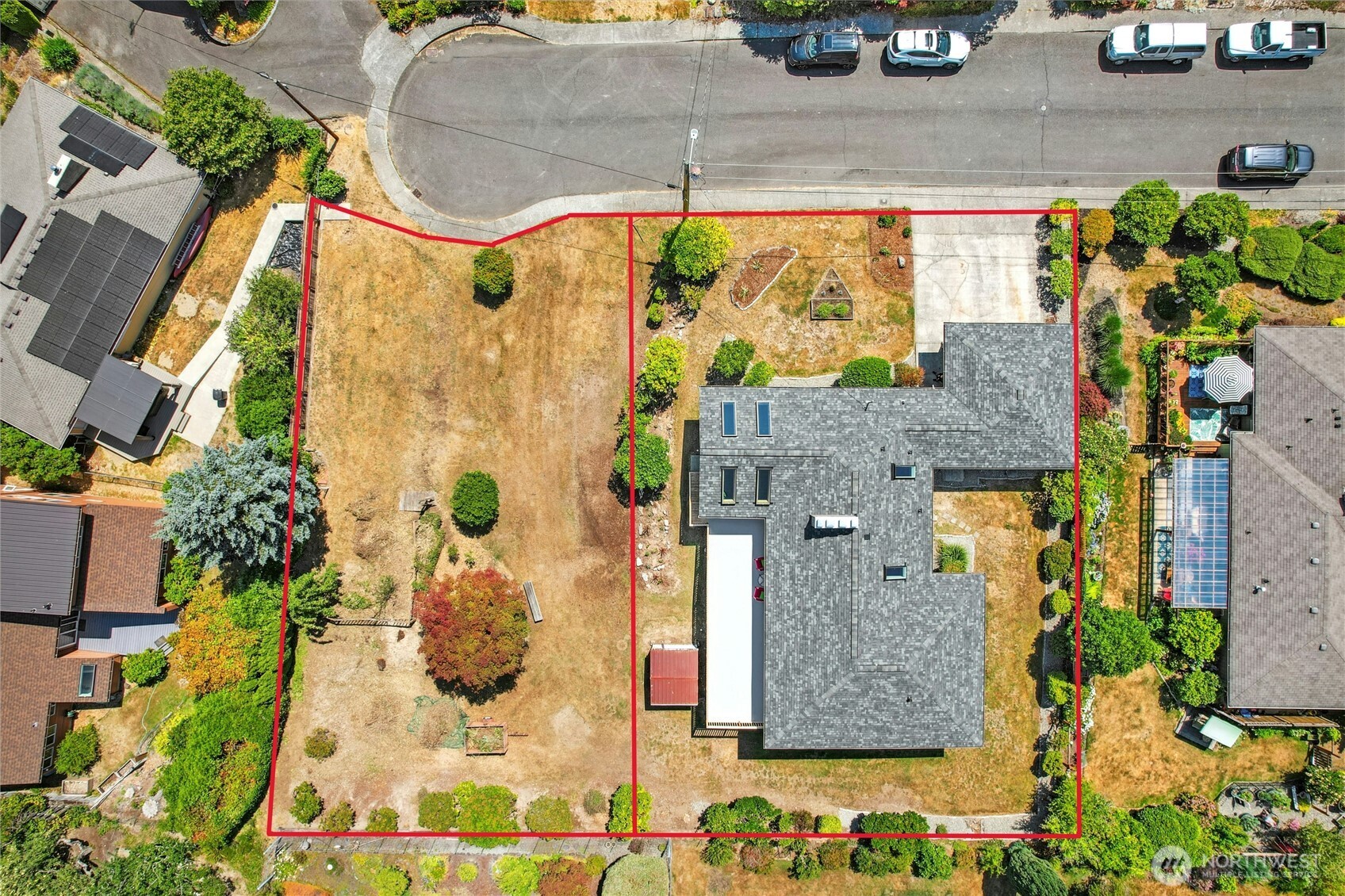 1410 Swallow Lane NW