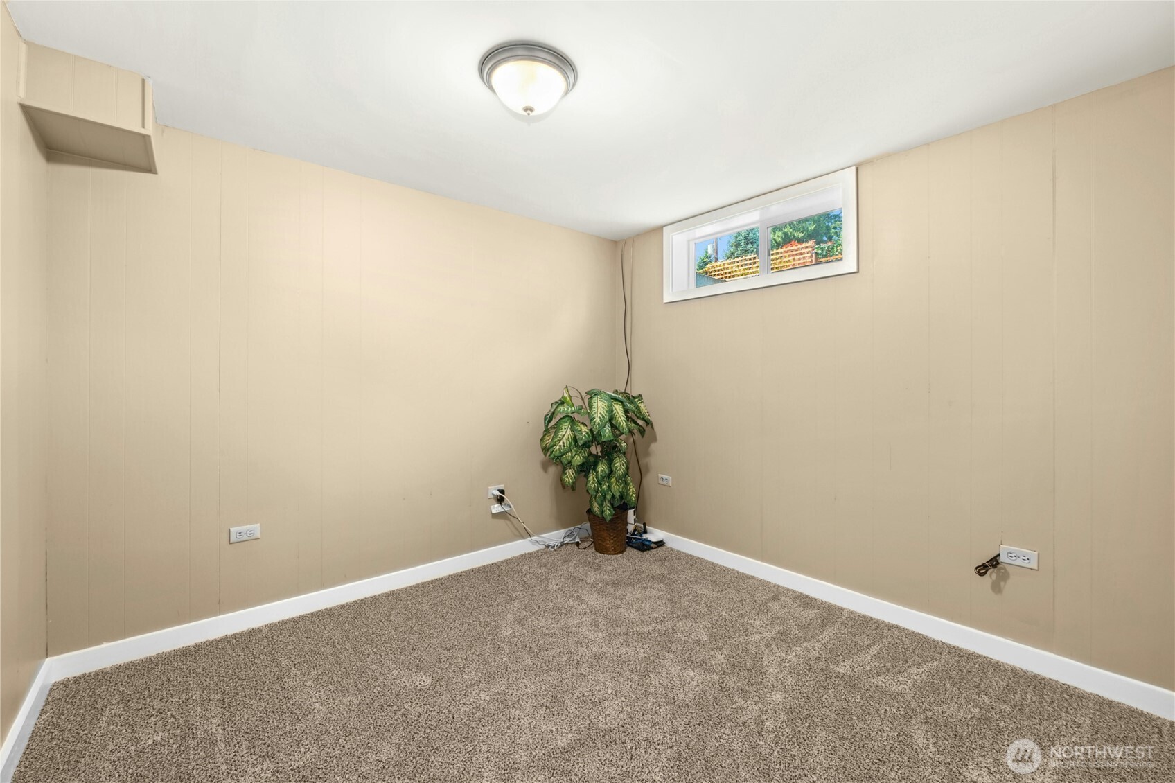 1410 Swallow Lane NW