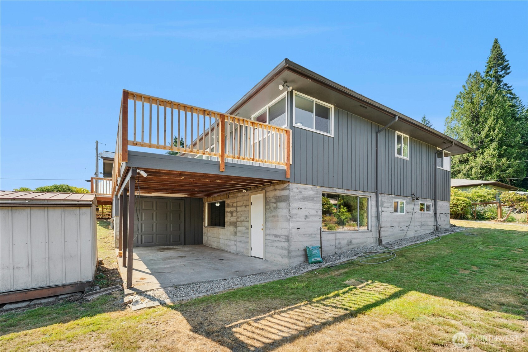 1410 Swallow Lane NW