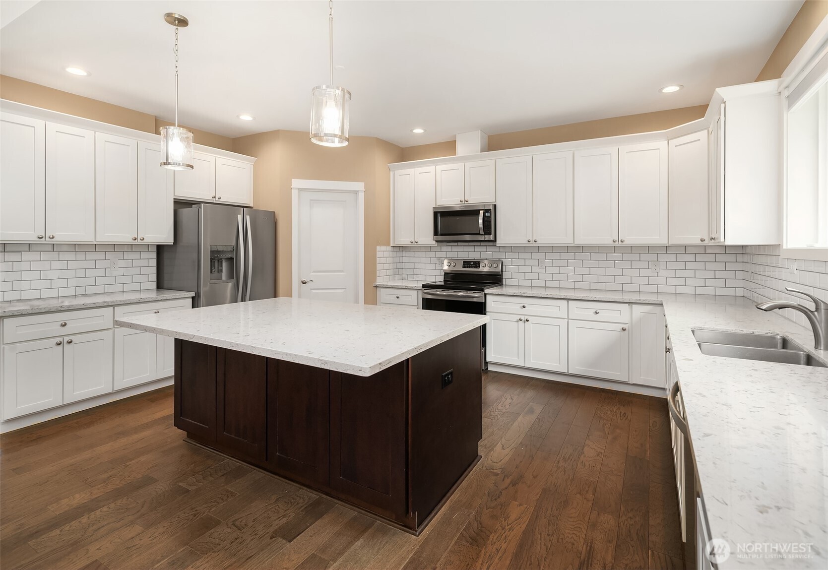 216 Cornwall Road NW Unit: 1