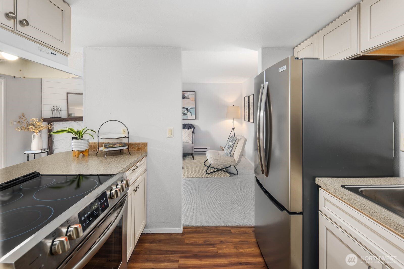 2511 S 248th St Unit: B12