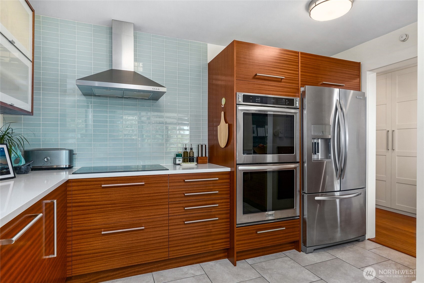 2321 W Plymouth Street Unit: 21