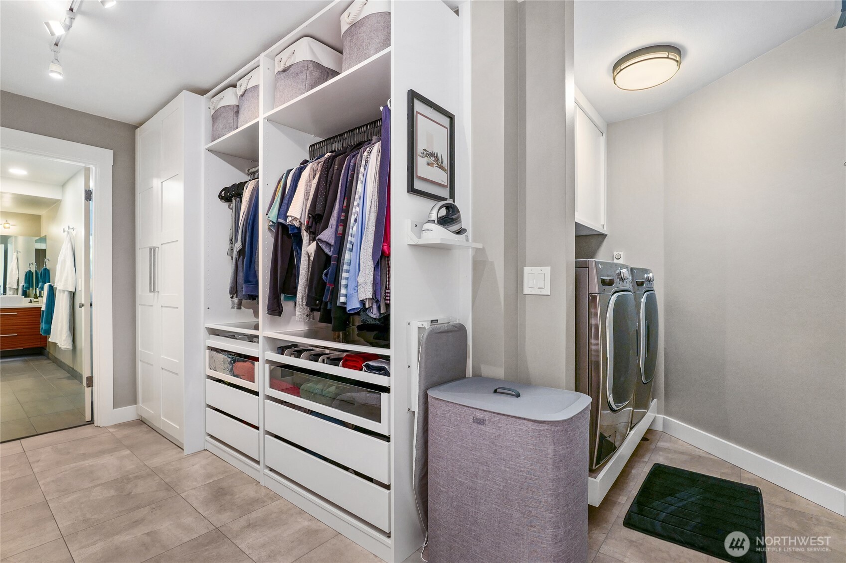 2321 W Plymouth Street Unit: 21