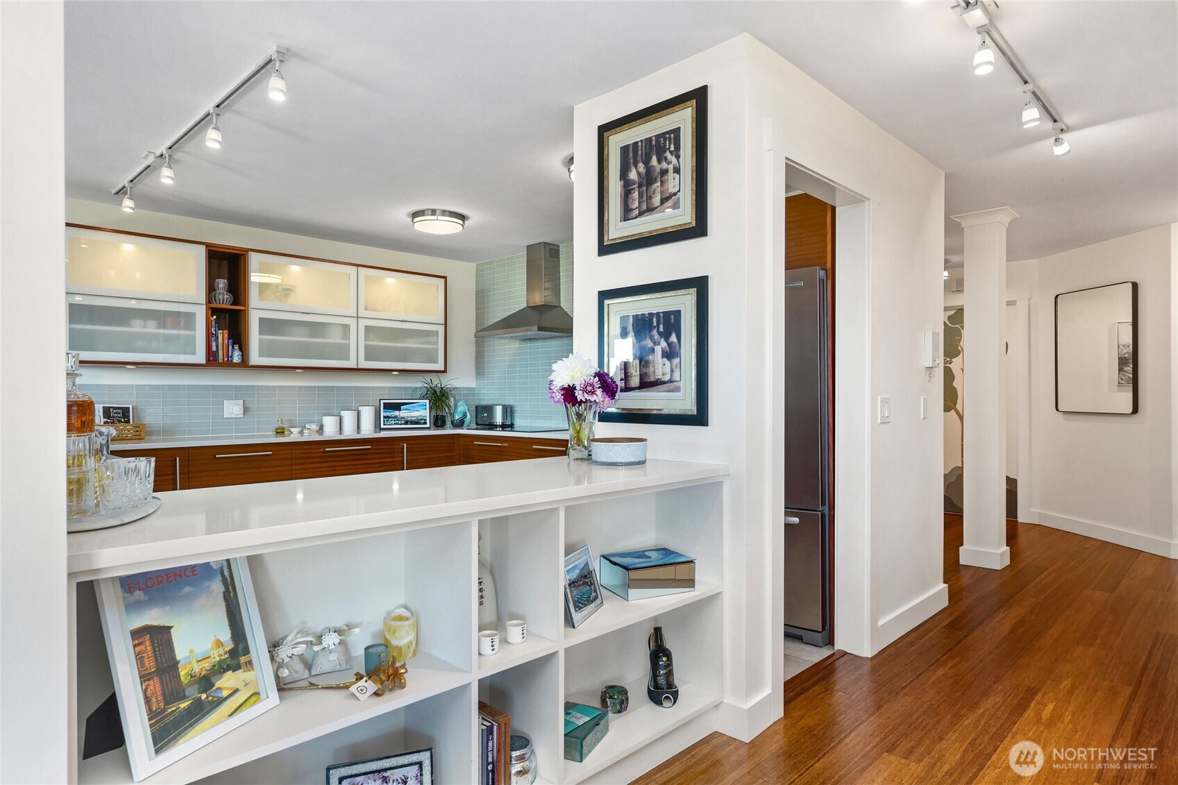 2321 W Plymouth Street Unit: 21