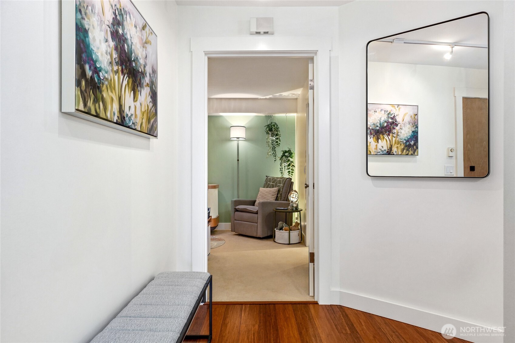 2321 W Plymouth Street Unit: 21