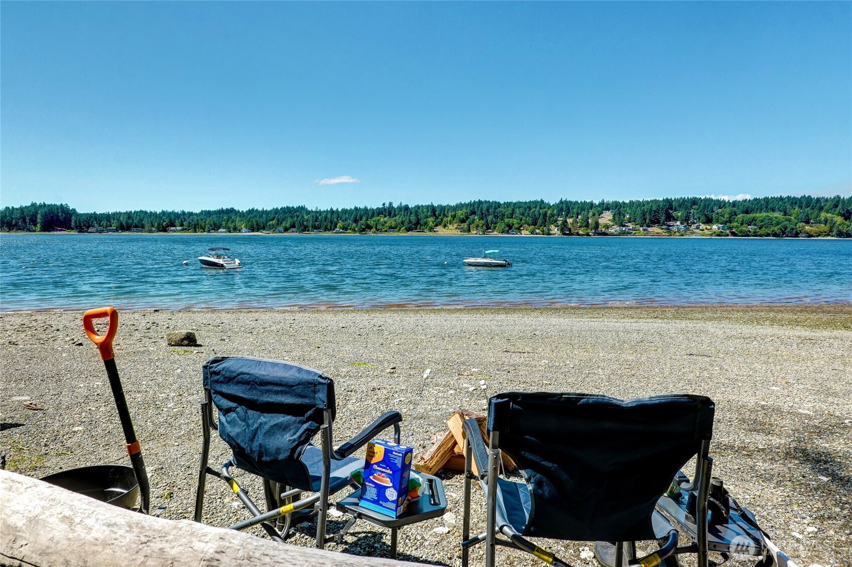 1124 E Sunset Hill Road