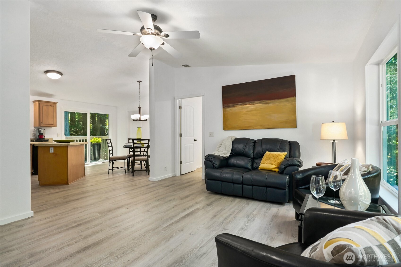 1124 E Sunset Hill Road